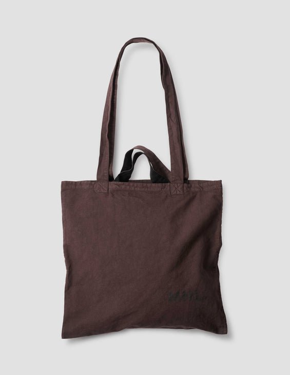 margaret-howell-universal-aw24-mhl-shopper-linen-cotton-twill-mahogany_07273318-b3cd-42e4-89f6-afc30f8a2002.jpg