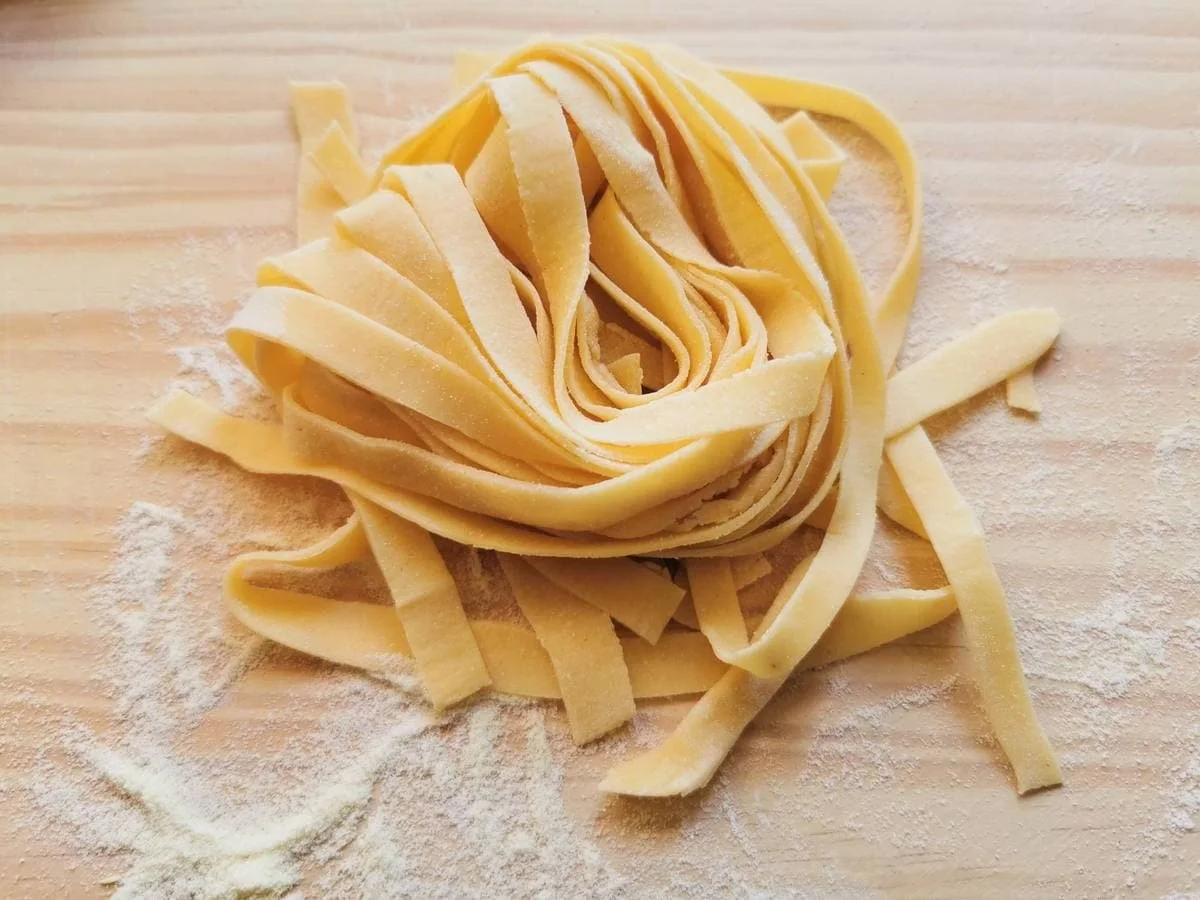 homemade-tagliatelle-pasta-recipe-13.jpg
