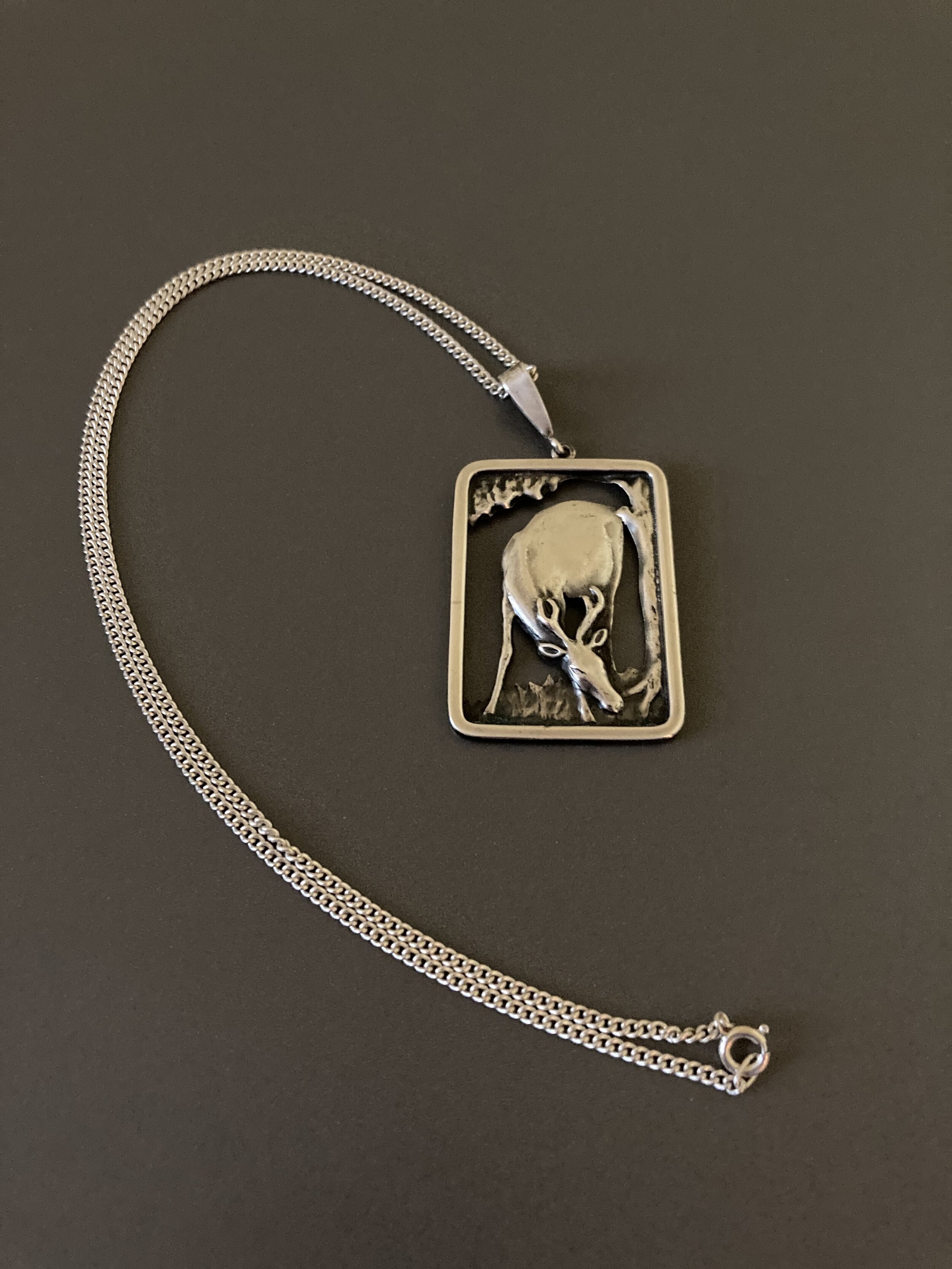 Pendant with stag 2.jpg