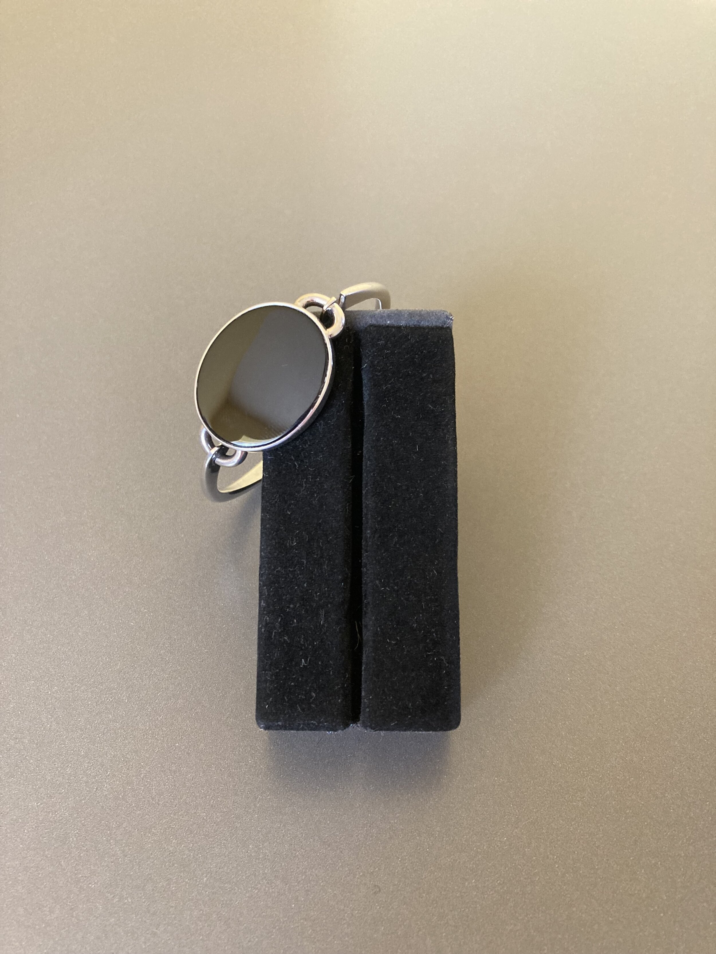 From onyx bangle 2.jpg