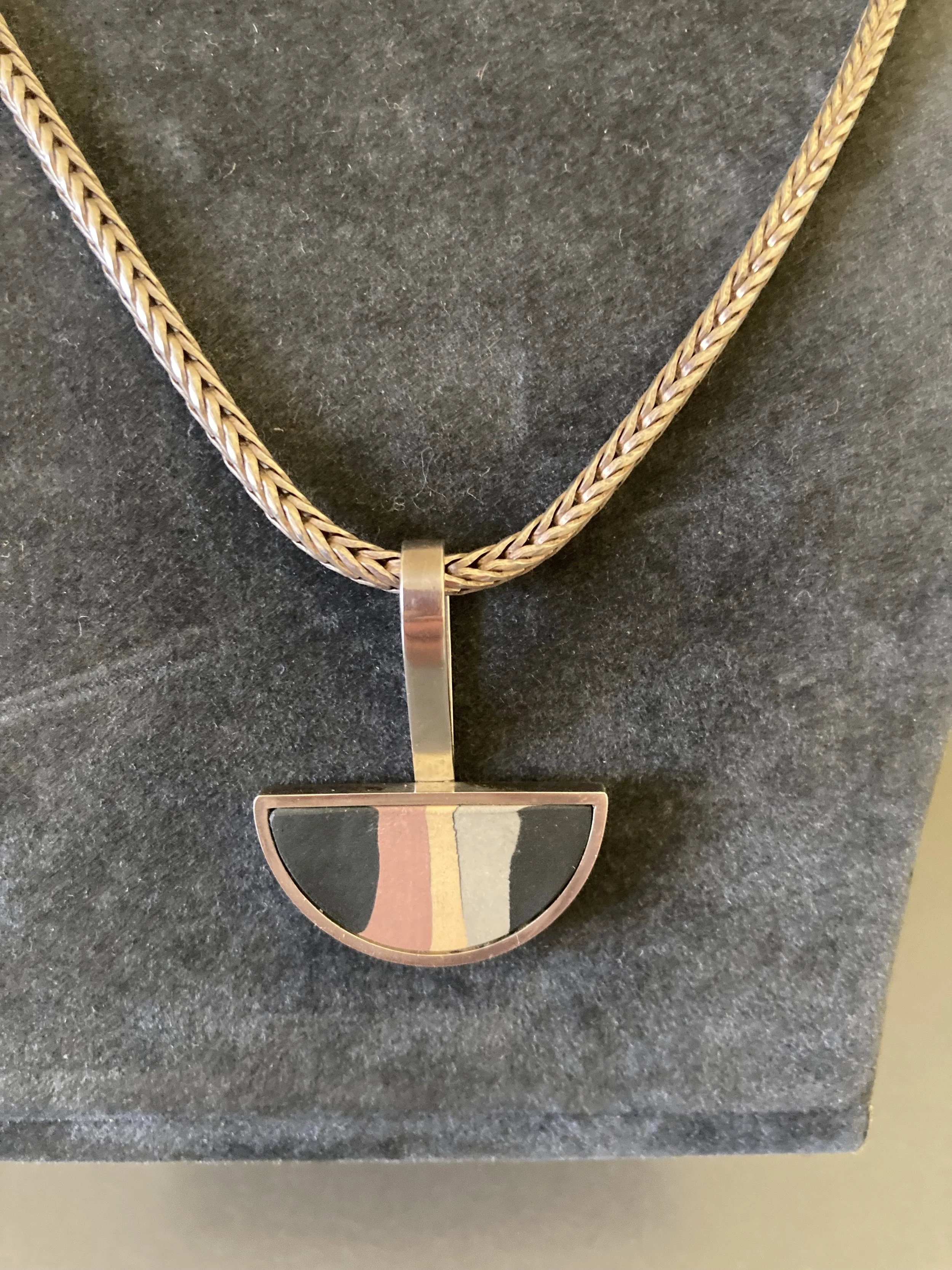 Hilke pendant 4.jpeg