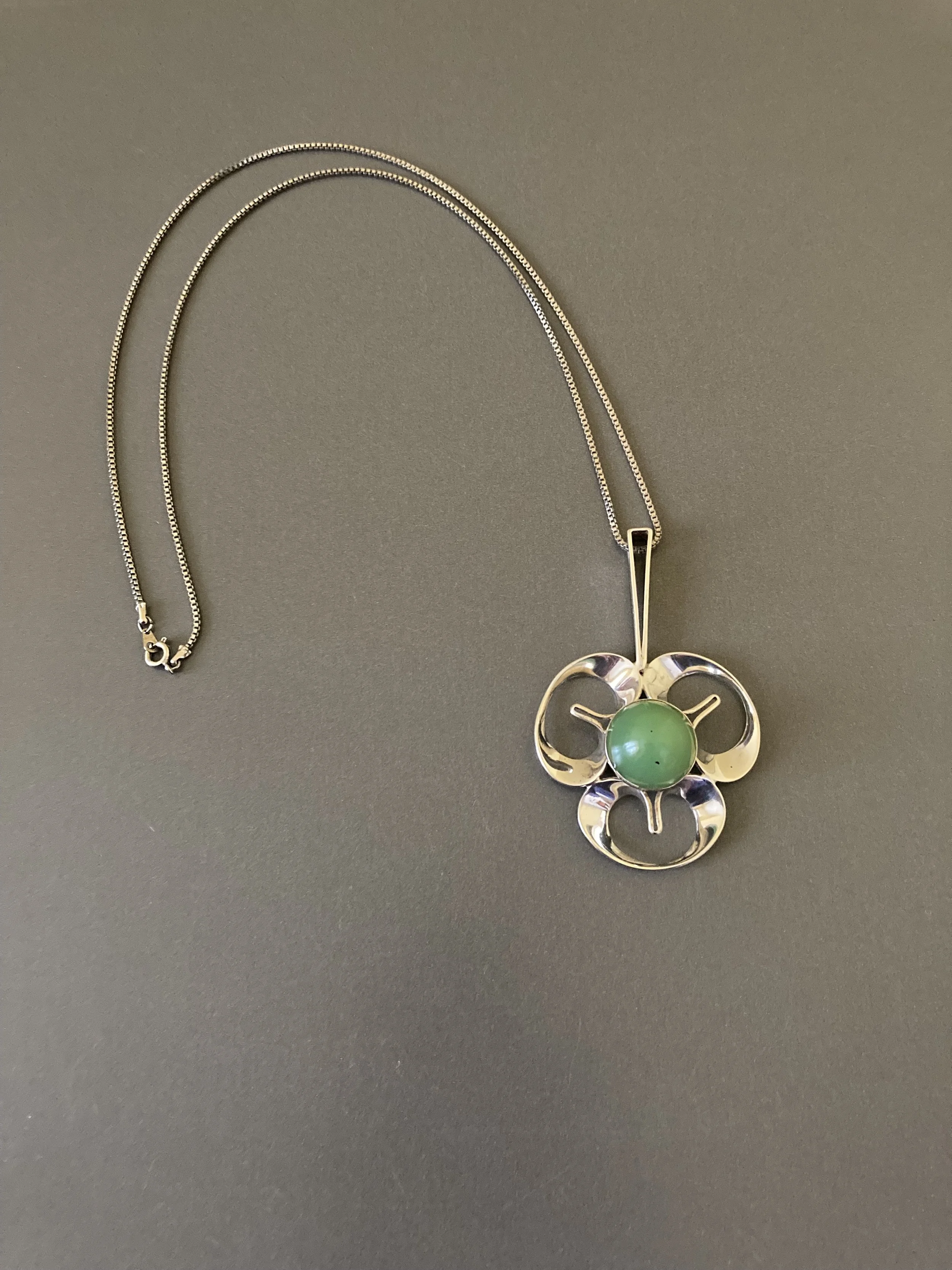 Alton pendant 2.jpeg