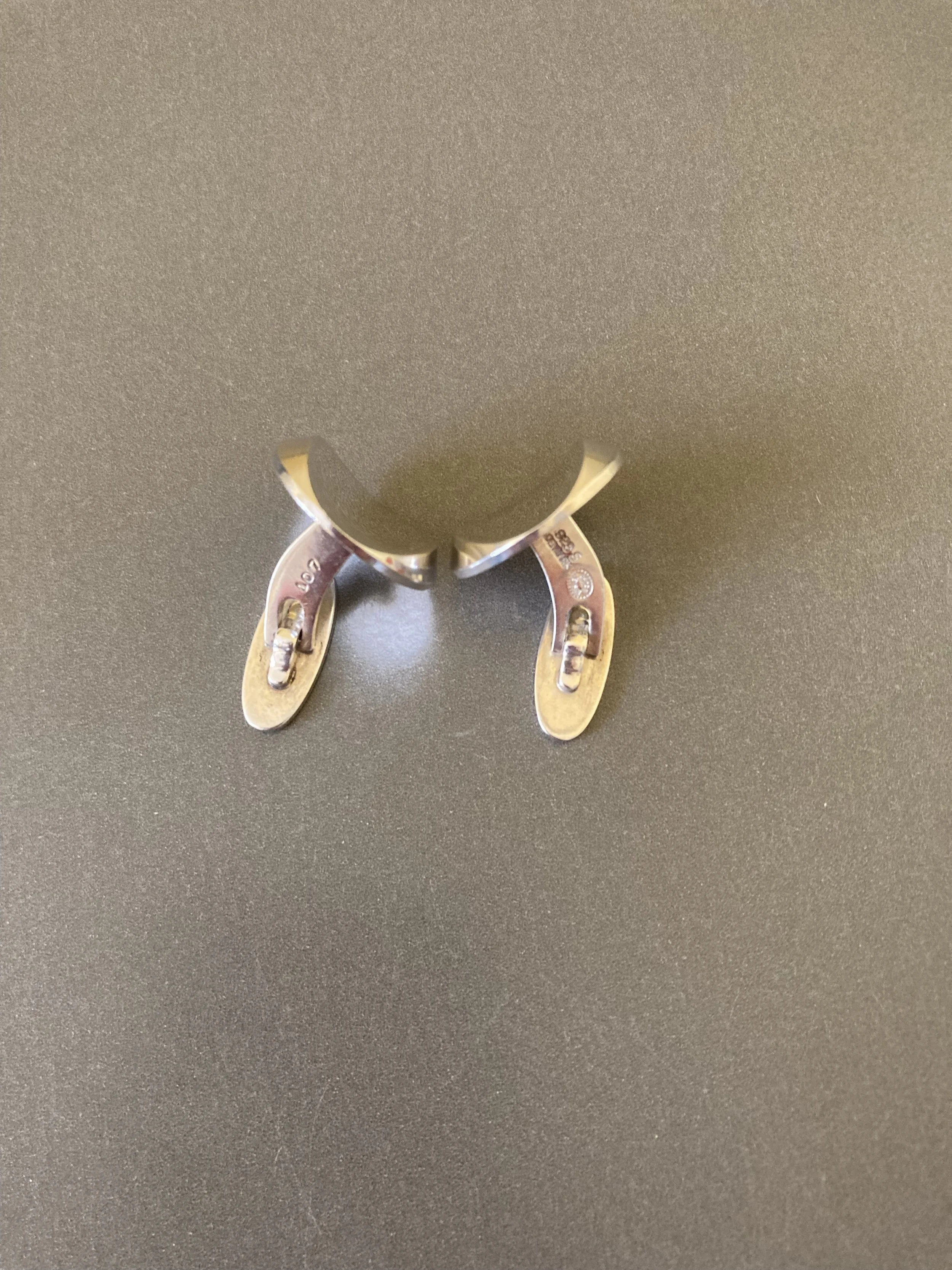 GJ Cuff links. No 107 2.jpeg