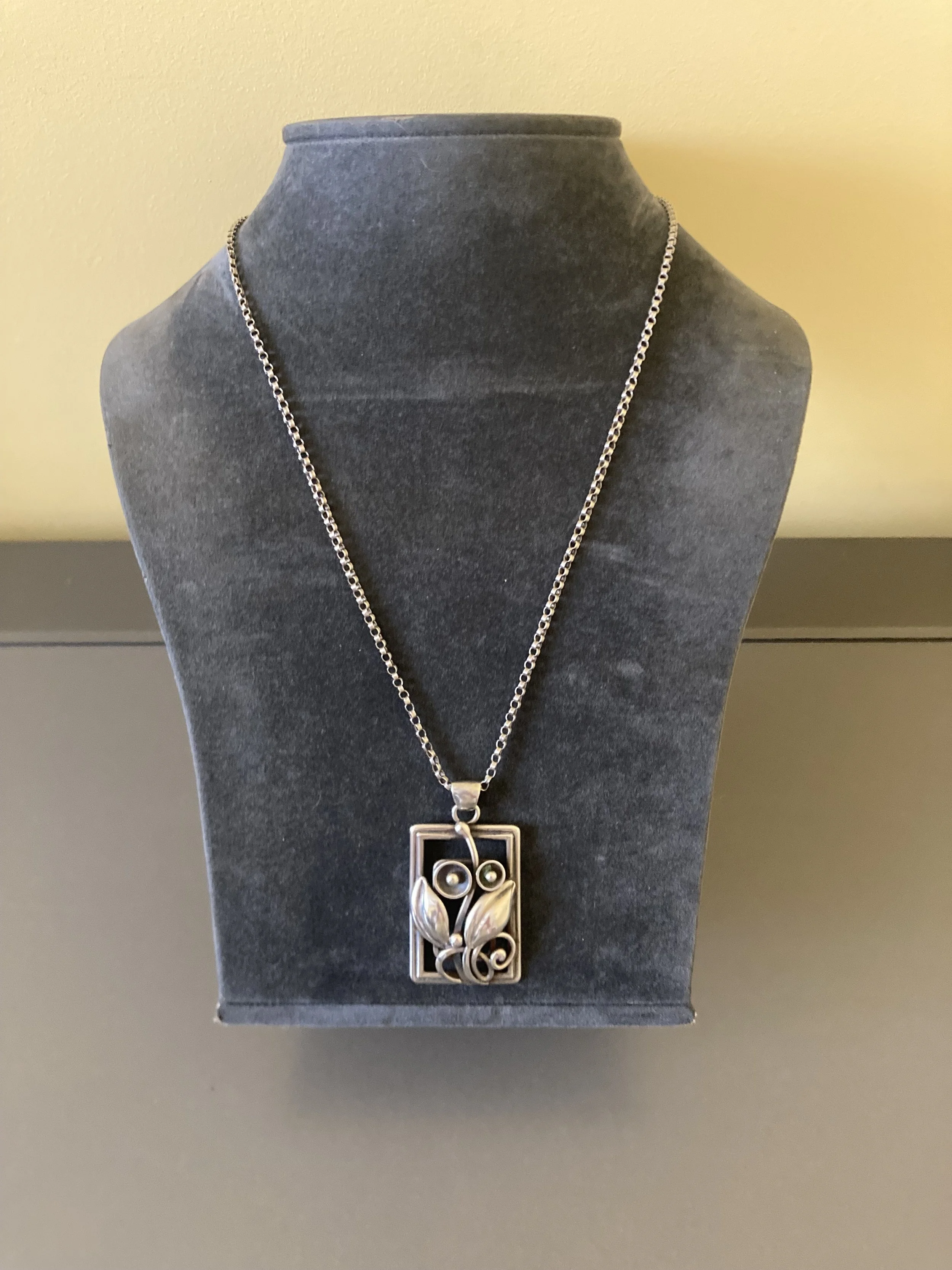 Hoppe pendant 3.jpeg