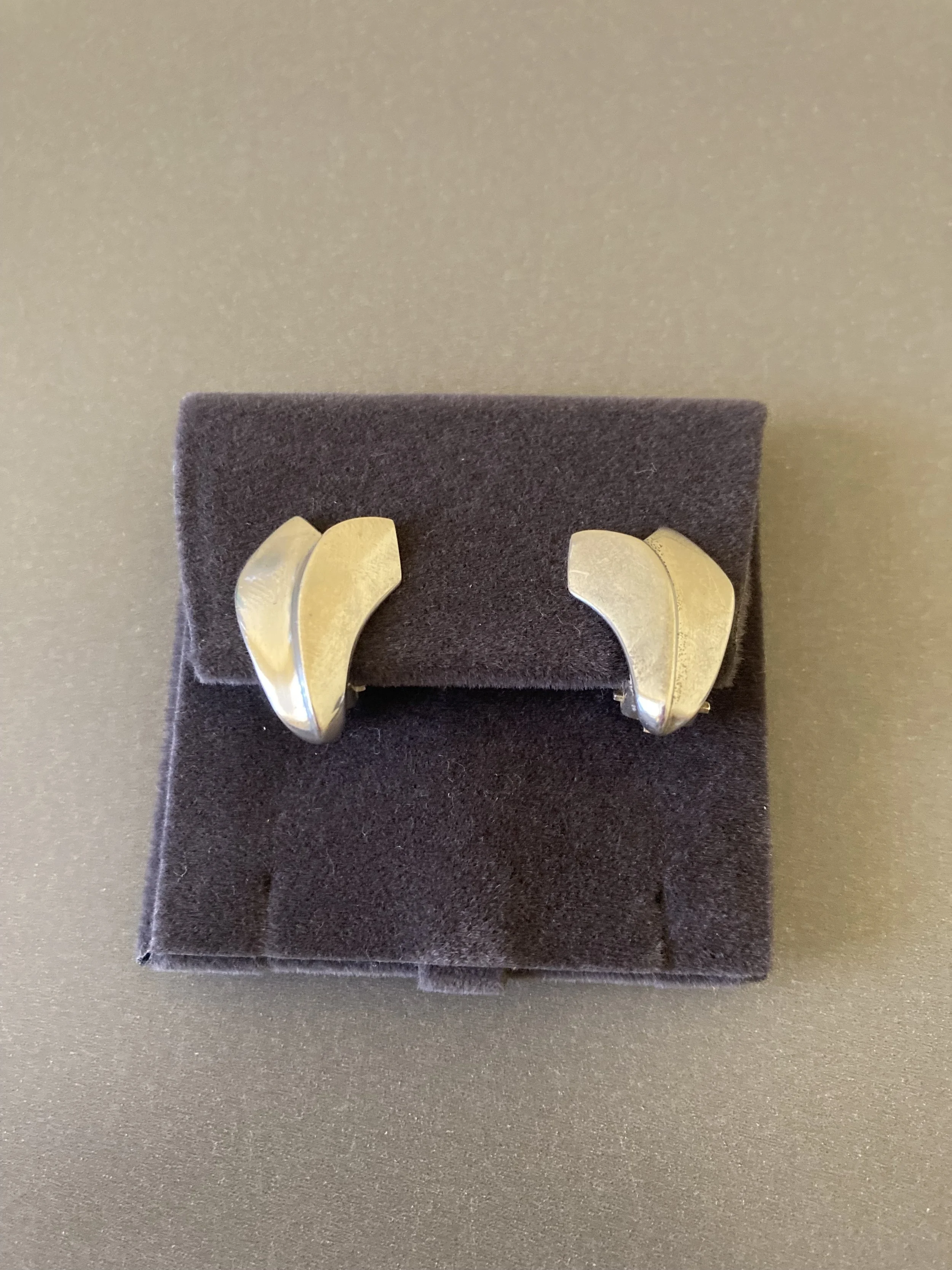 Lotus earclips 1.jpeg