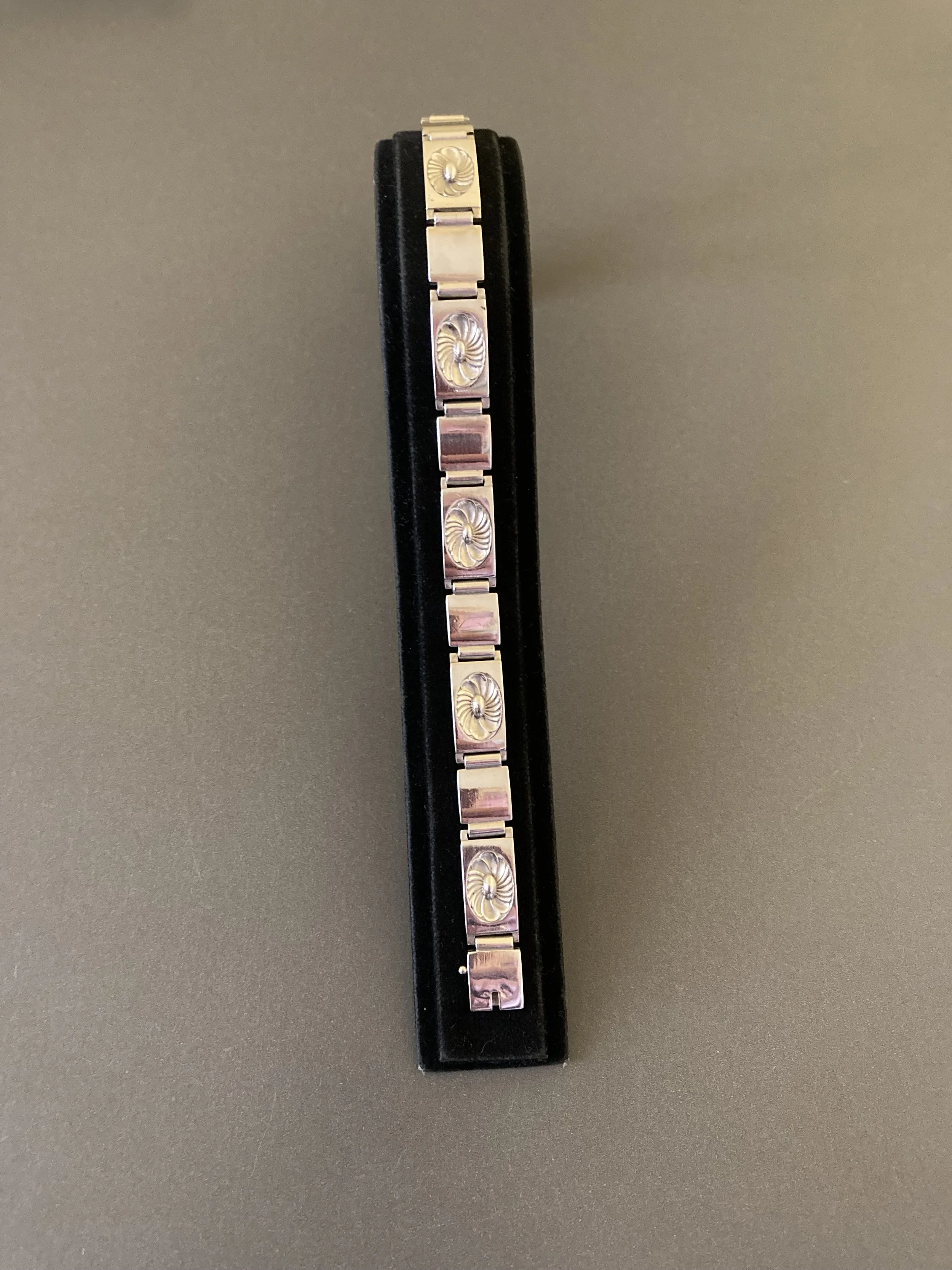 Bracelet. No 56B 4.jpeg