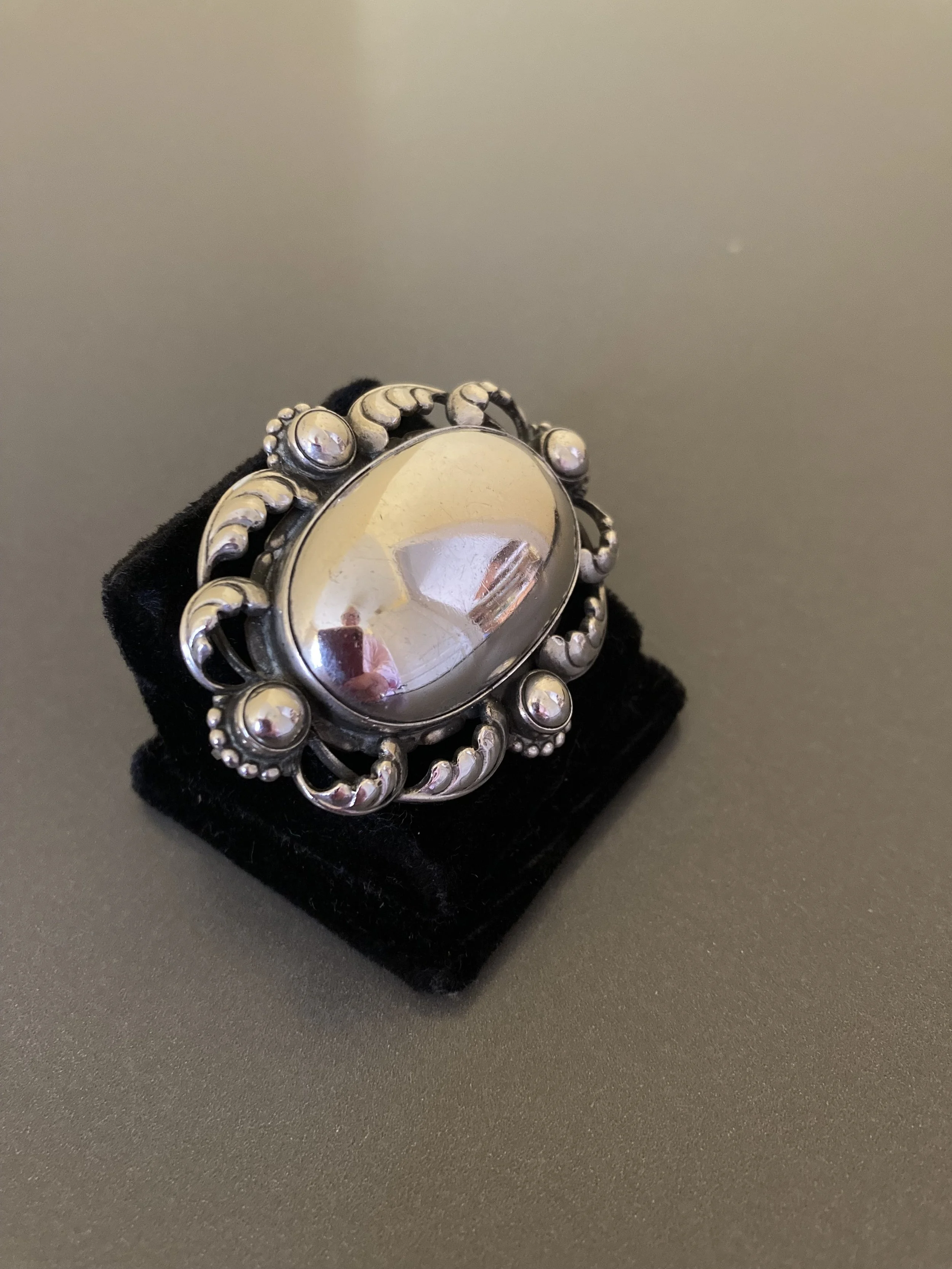 GJ brooch. no 158 3.jpeg