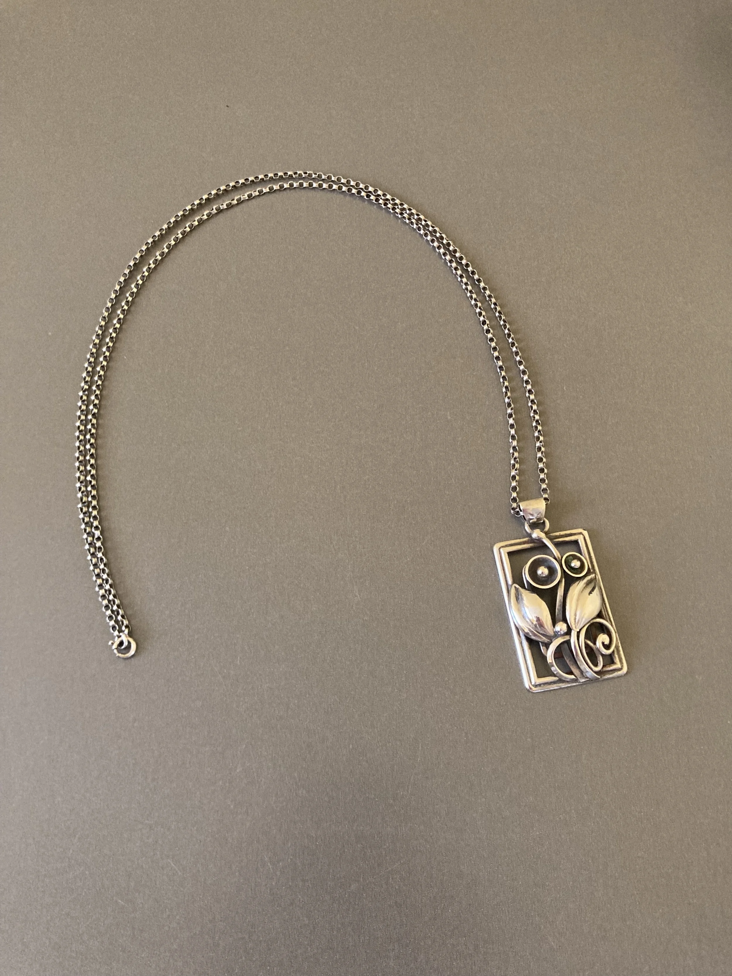Hoppe pendant 2.jpeg