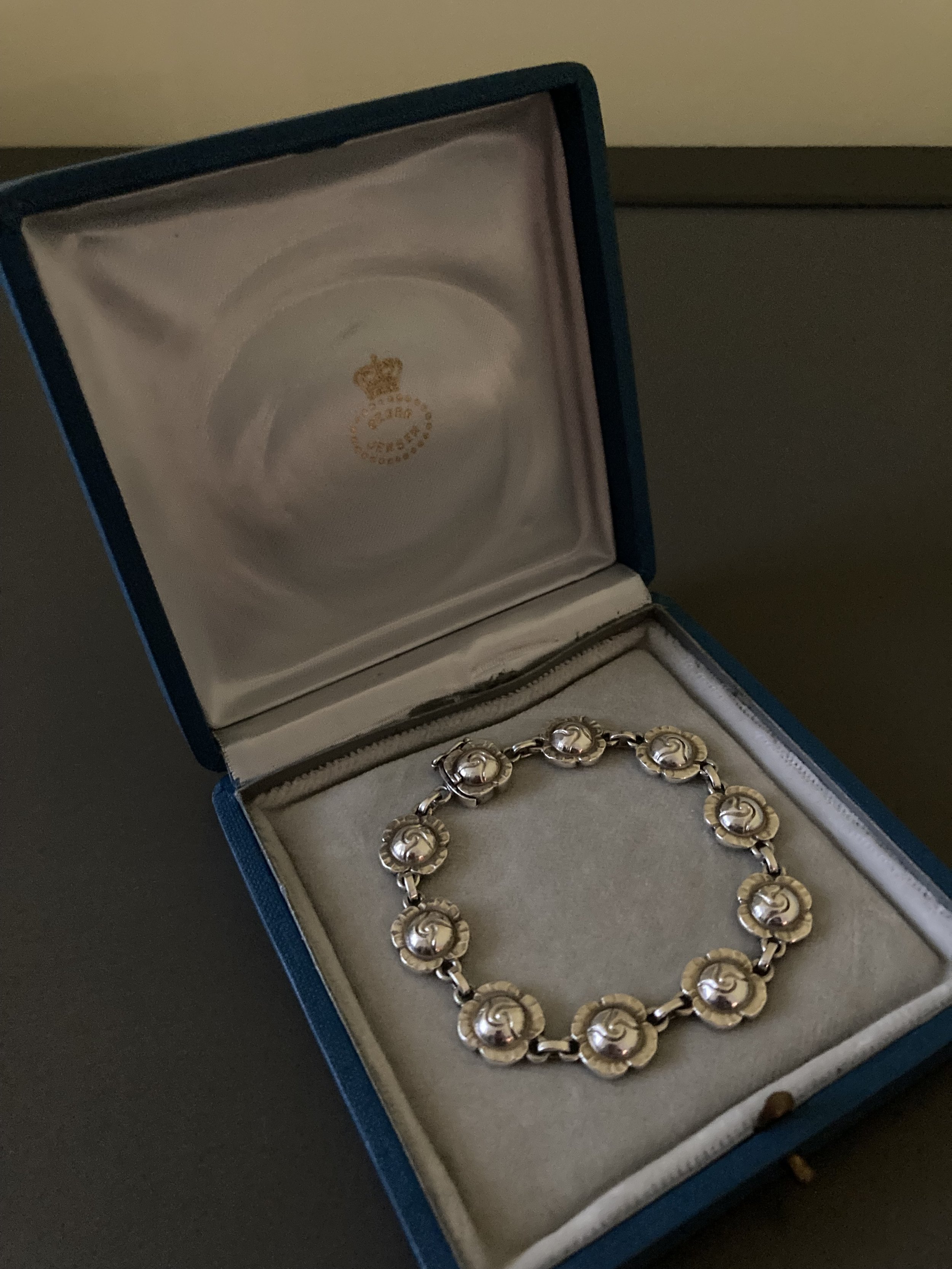 GJ bracelet. No 44 4.jpg