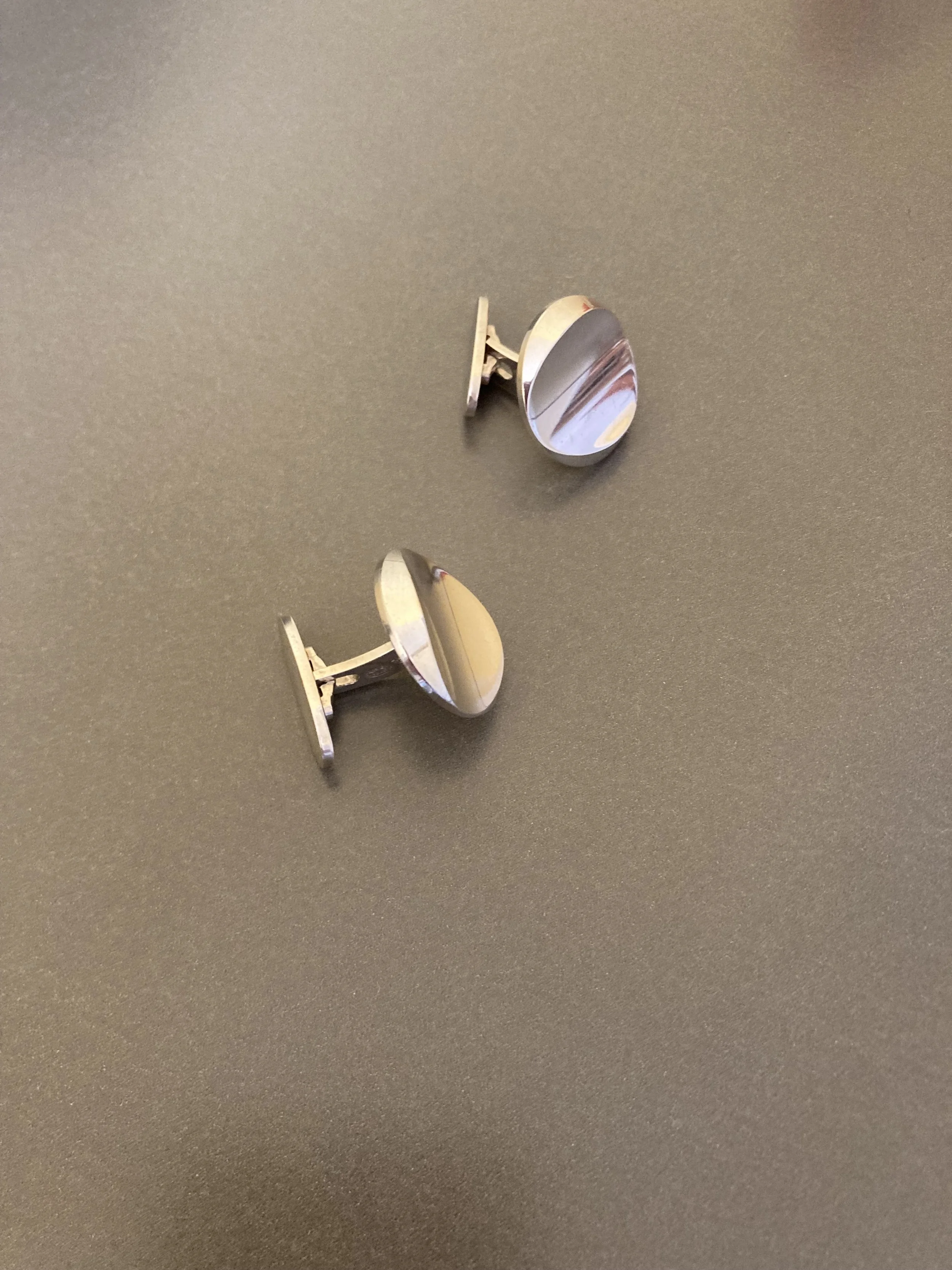 GJ cuff links. No 107 1.jpeg