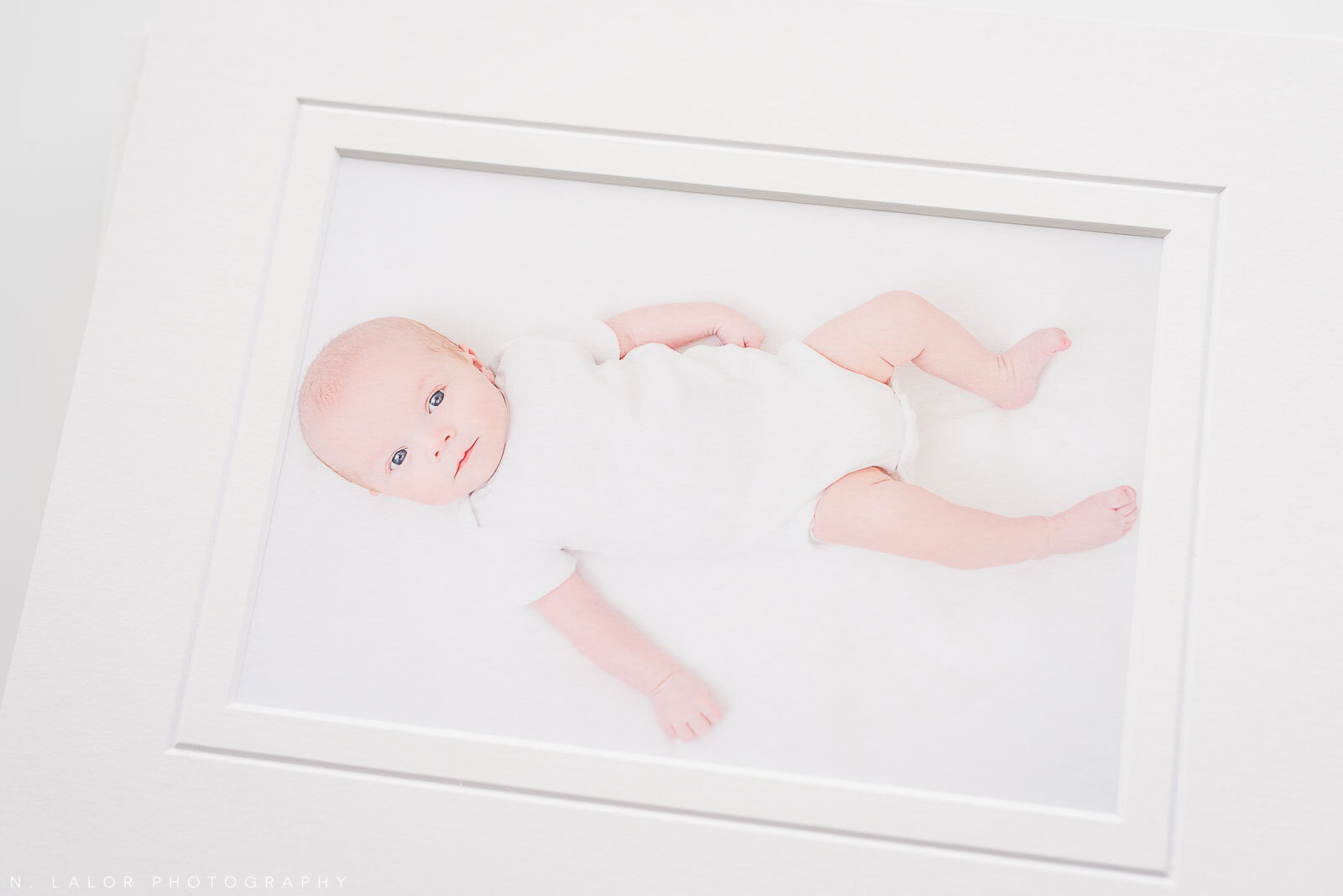 nlalor-photography-2018-twins-baby-photo-session-greenwich-connecticut-2.jpg
