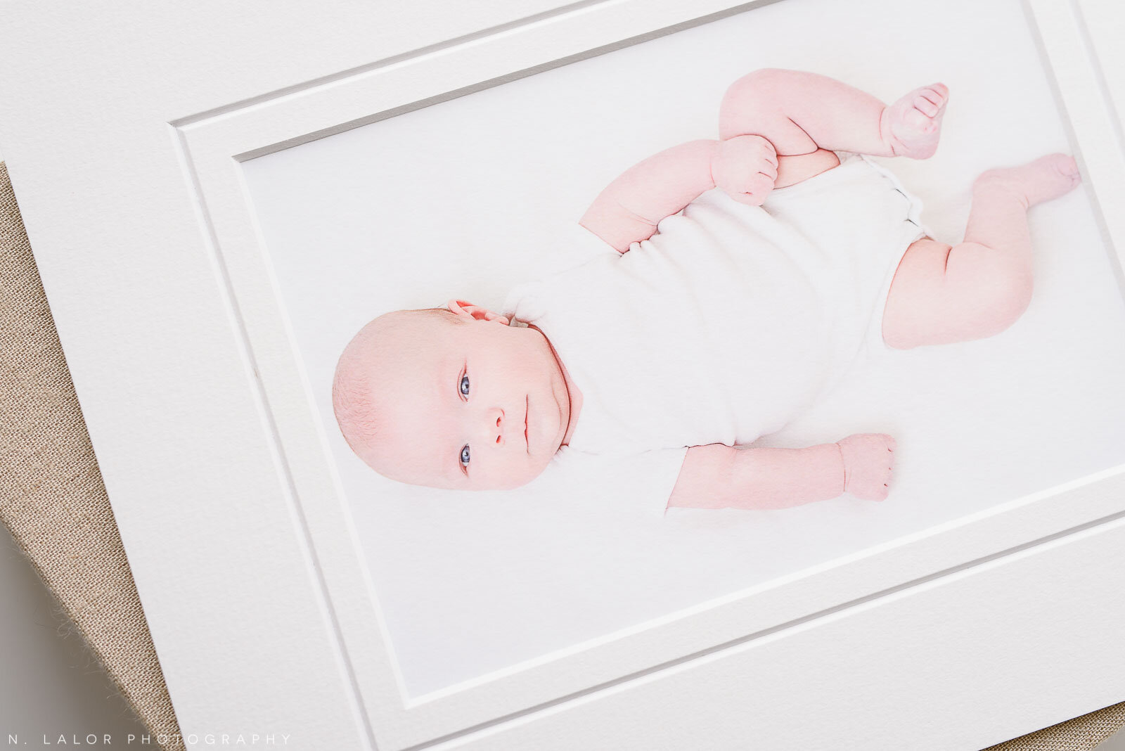 nlalor-photography-2018-twins-baby-photo-session-greenwich-connecticut-8.jpg