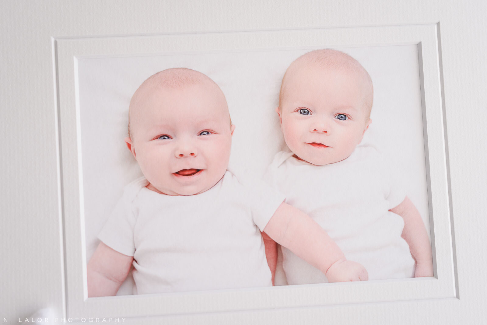 nlalor-photography-2018-twins-baby-photo-session-greenwich-connecticut-10.jpg