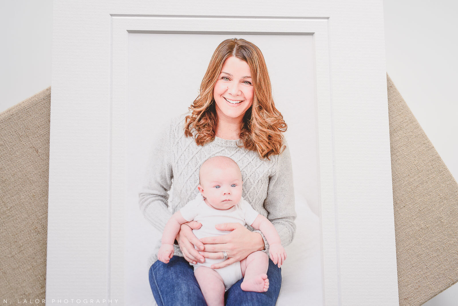 nlalor-photography-2018-twins-baby-photo-session-greenwich-connecticut-13.jpg