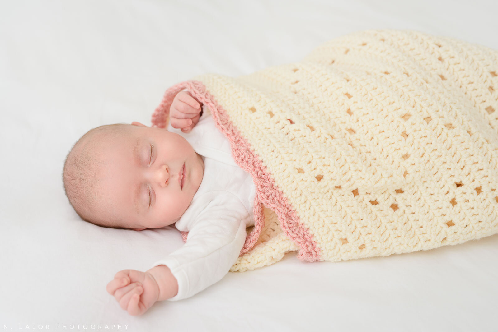 nlalor-photography-2017-11-21-clara-newborn-17.jpg