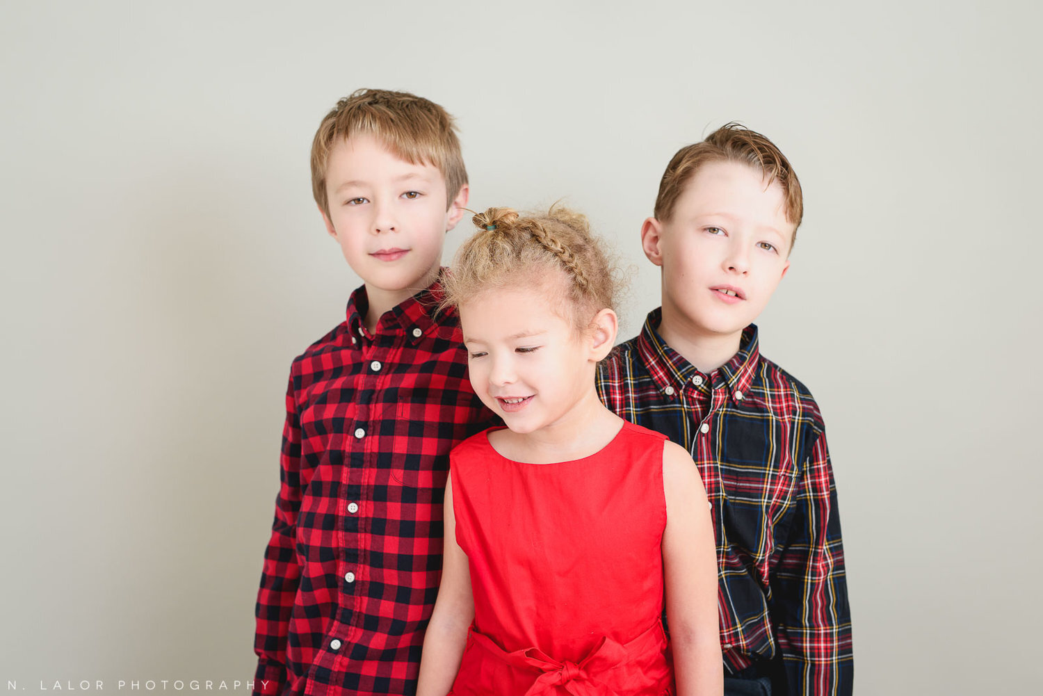 nlalor-photography-2016-11-27-three-kids-studio-portraits-greenwich-6.jpg