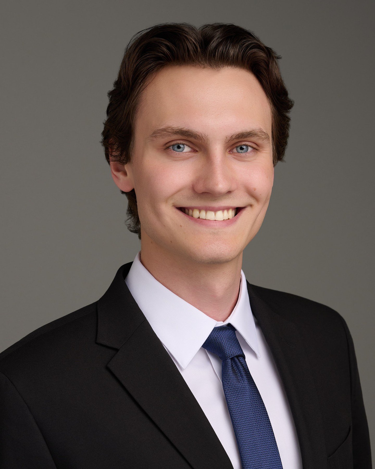 👥 If you're organizing headshots for a company or team, I offer custom quotes based on your specific needs. I photograph teams both in-studio and on location, depending on what works best for your office. 📸✨⁠
⁠
Some companies bring new hires to the