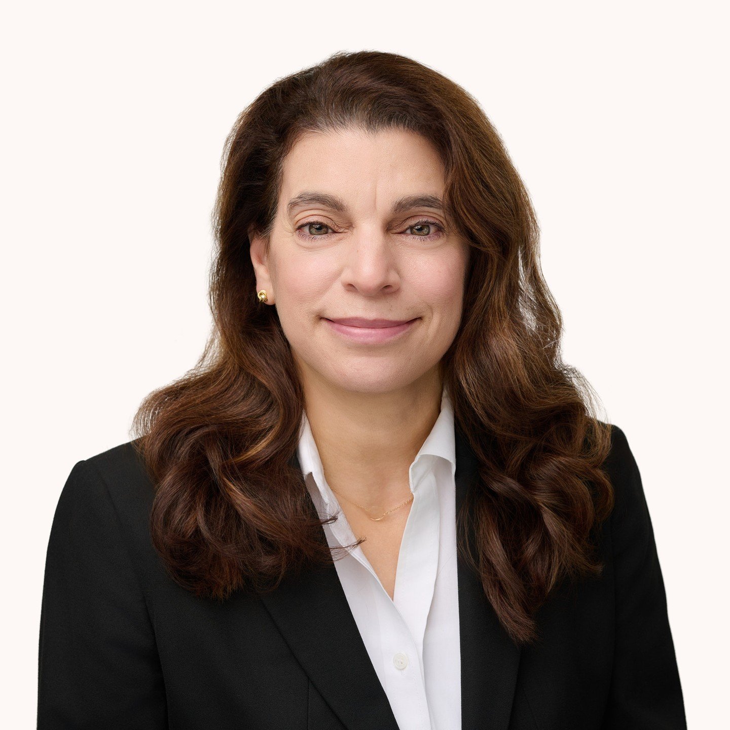 Not every photographer specializes in corporate headshots. When you&rsquo;re investing in your company&rsquo;s visual identity, experience matters. Look for someone who guides you through the process, communicates clearly, and helps your team feel at