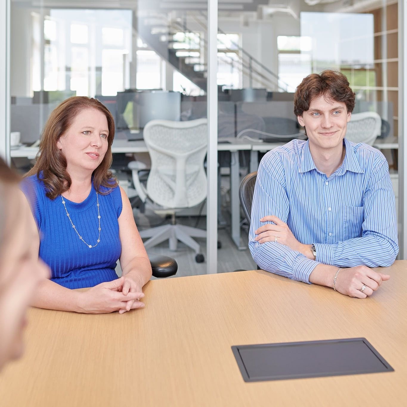 On-location lifestyle office photos show your team "in the element" at your office or a creative workspace - the feel is approachable and modern.⁠
⁠
Even though the setting usually more relaxed than in the Studio, the rules for looking your