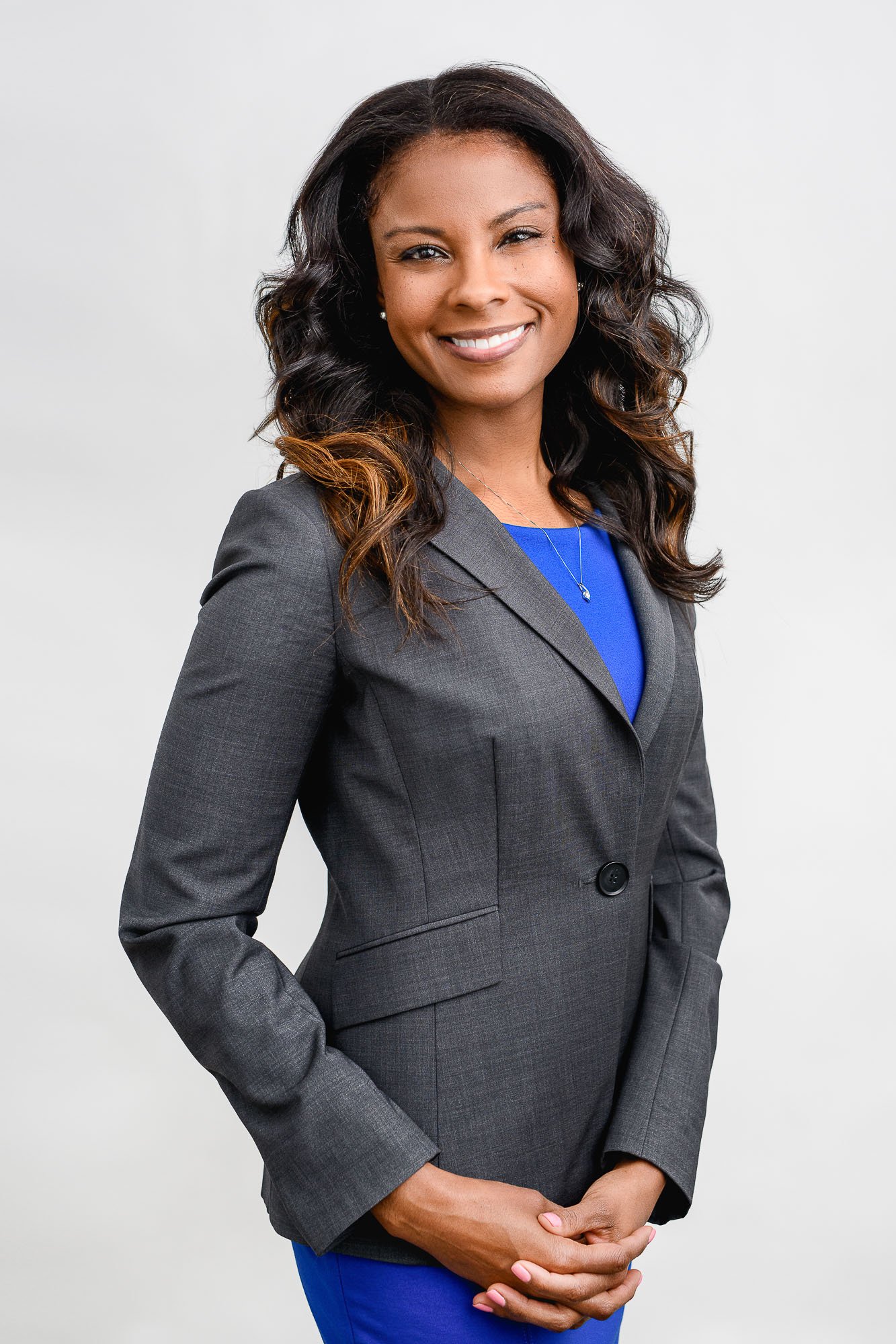What to Wear for Corporate Headshots, Women — N. Lalor Photography