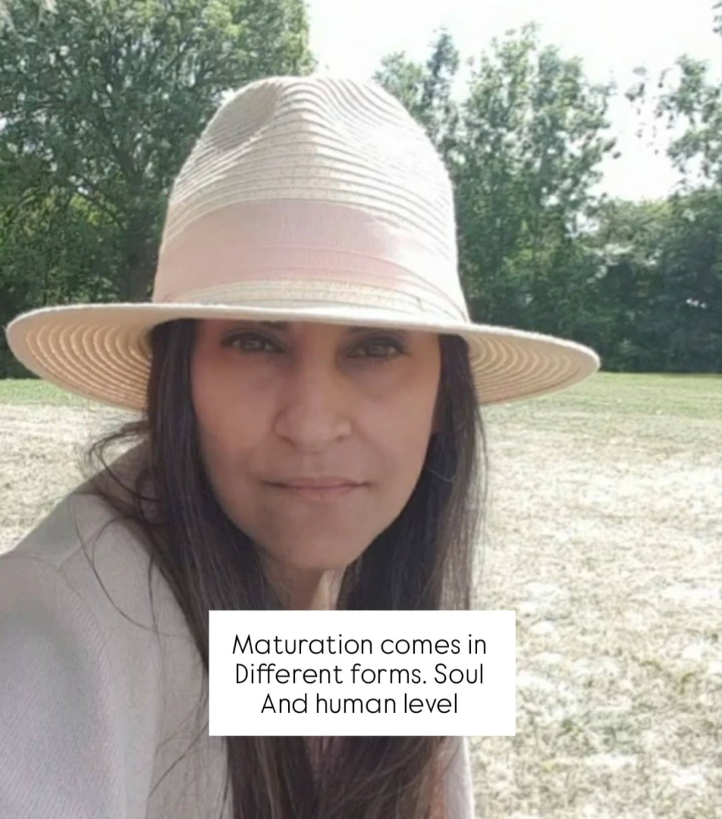 We can work together in many ways...

Practitioner level.  Become a Soulful Doula a Kundalini Magnetic Resonance Therapy Practitioner 

1:1 Spirit to earth baby readings. 

1:1 Embodied tantra Pregnancy and birthing 

Private Kundalini mentoring 
DM 