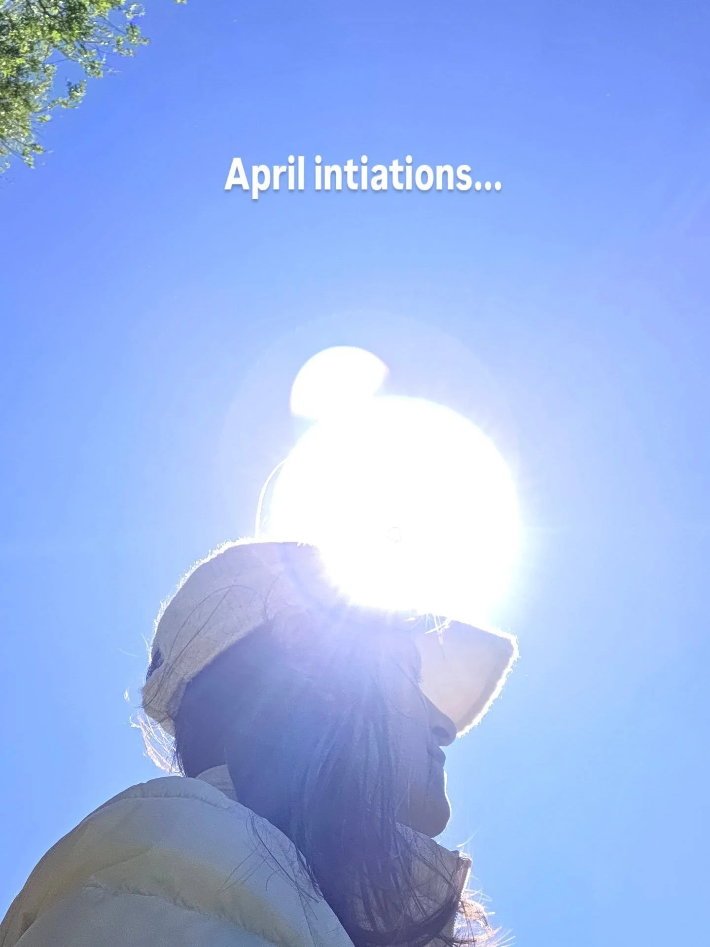 Birthday inward journeys came with a deeper intiation  this month.
Mostly spent doing seva in hospital. Life was lifing.

A sense of upliftment and held. When your bestie is in town. 

The universe , goddess offerring a renewed depth of space accompa