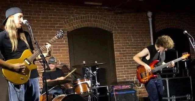 Waave Trio Fundraiser