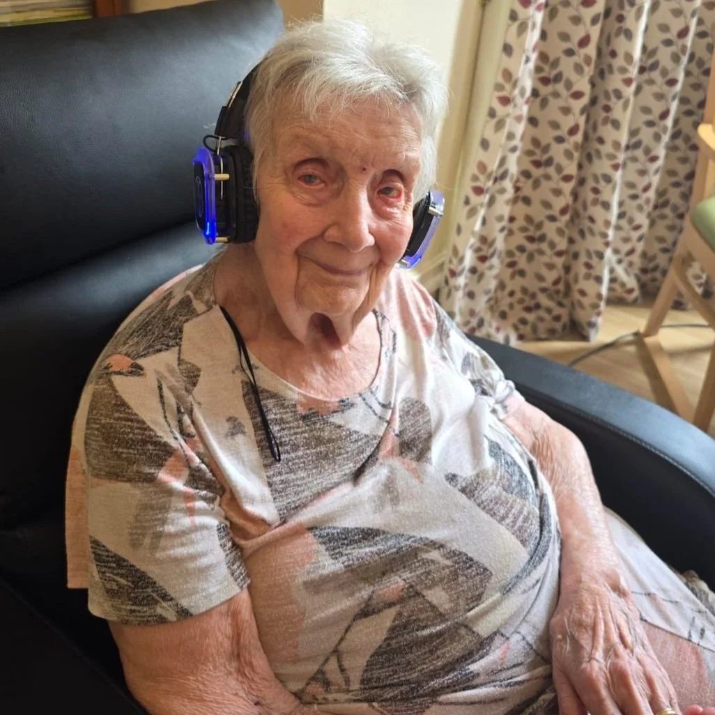 Joyful Jams CIC - otterbourne Grange - Silent Disco 6.jpg