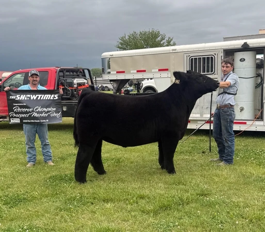 Summer isn&rsquo;t the only thing heating up! Our calves have been making some noise in the show ring, and we&rsquo;re proud to see these kiddos hard work paying off!

🏆 Flint Hills Classic
Reserve Champion Prospect Market Beef
NWO x U850
Sold as Ta