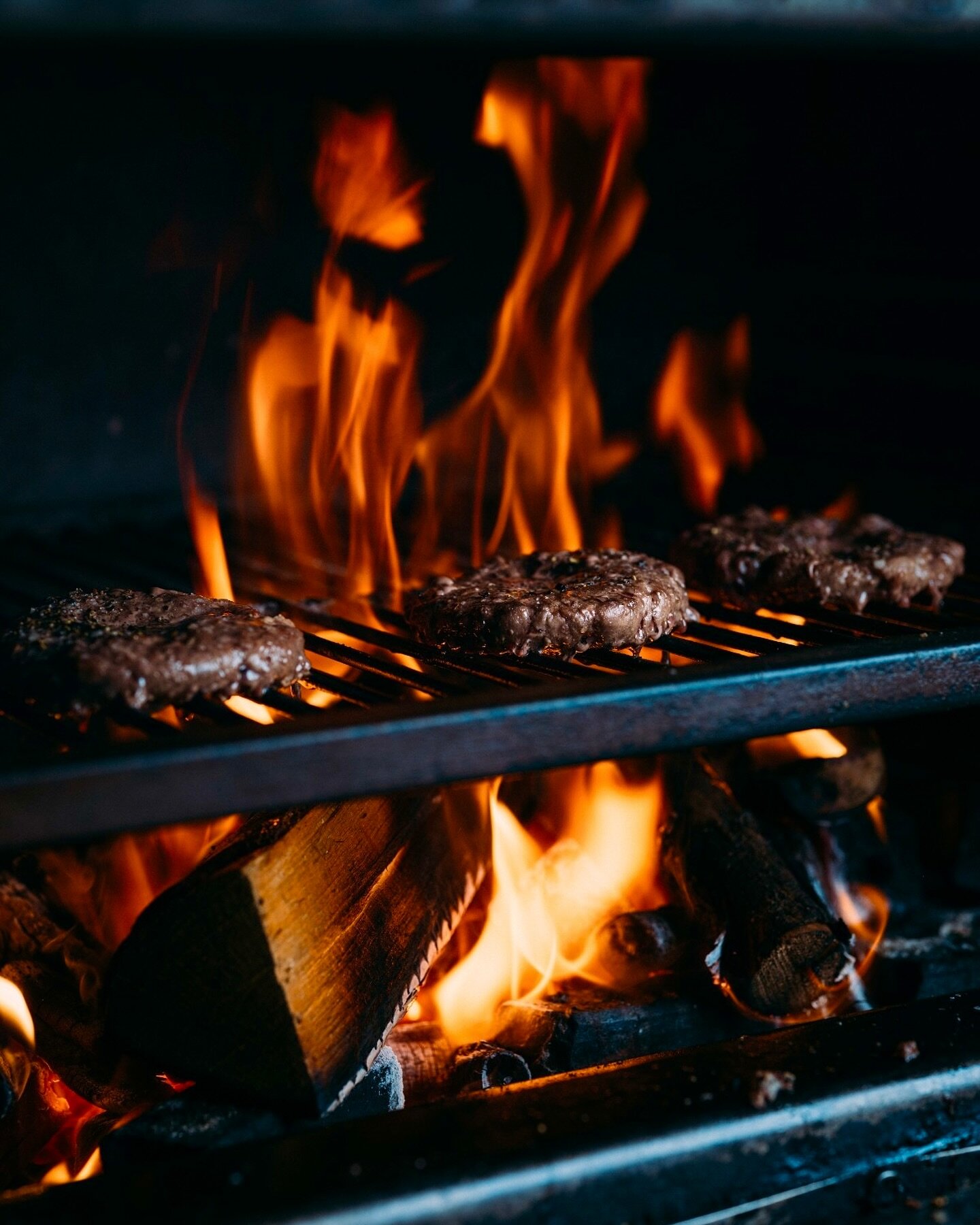 Wildfire Burgers reopens this Thursday 1 February with our flagship outlet at the courtyard of Robertson Walk! 

Featuring hickory wood and binchotan fired Stone Axe wagyu patties, White Pyrenees lamb patties and more. Opens daily from 4pm - 11pm w h