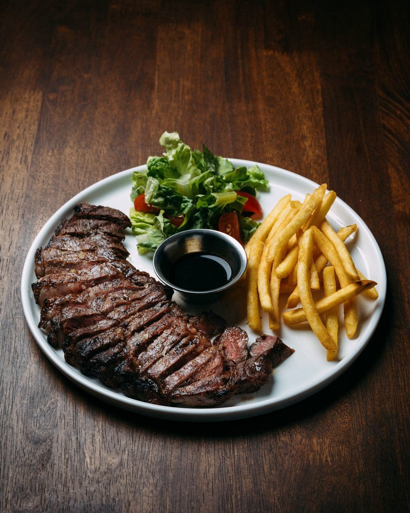 Steak Frites, choice of Portoro or W.Black 

@portorobeef @wblackuba #steak #steakfrites