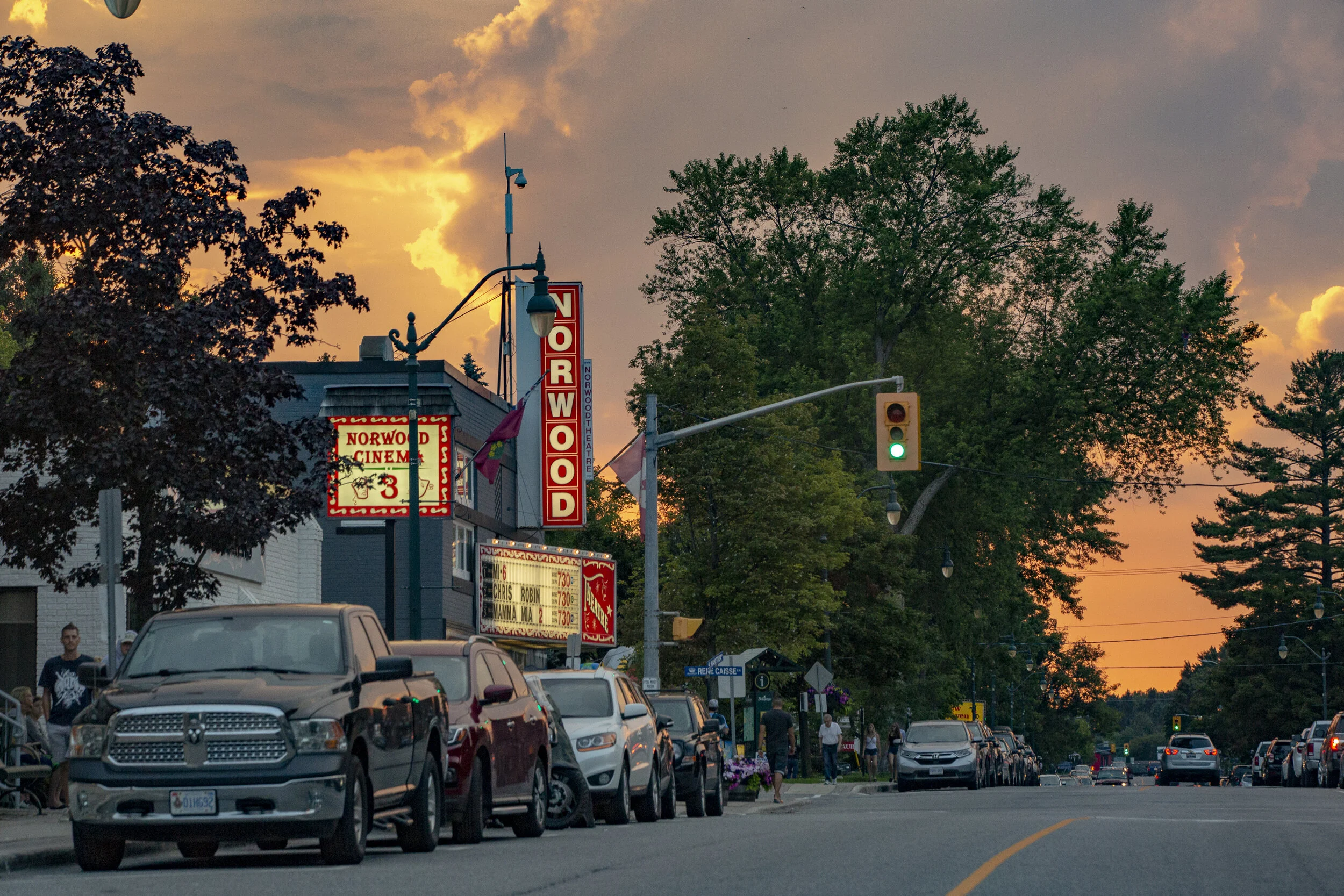 Bracebridge Hotels + Motels — Visit THE BRIDGE