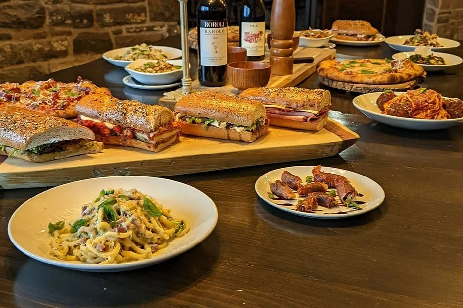 Bracebridge Restaurants — Visit THE BRIDGE