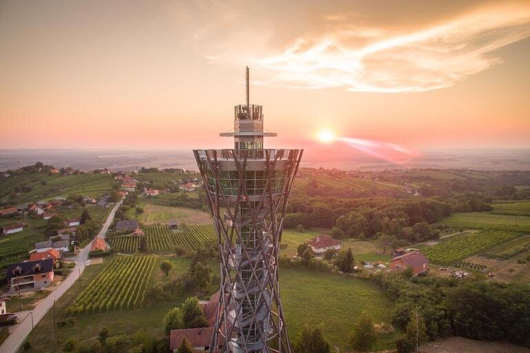 f763f127b17dbf961a77-vinarium-lendava.jpeg
