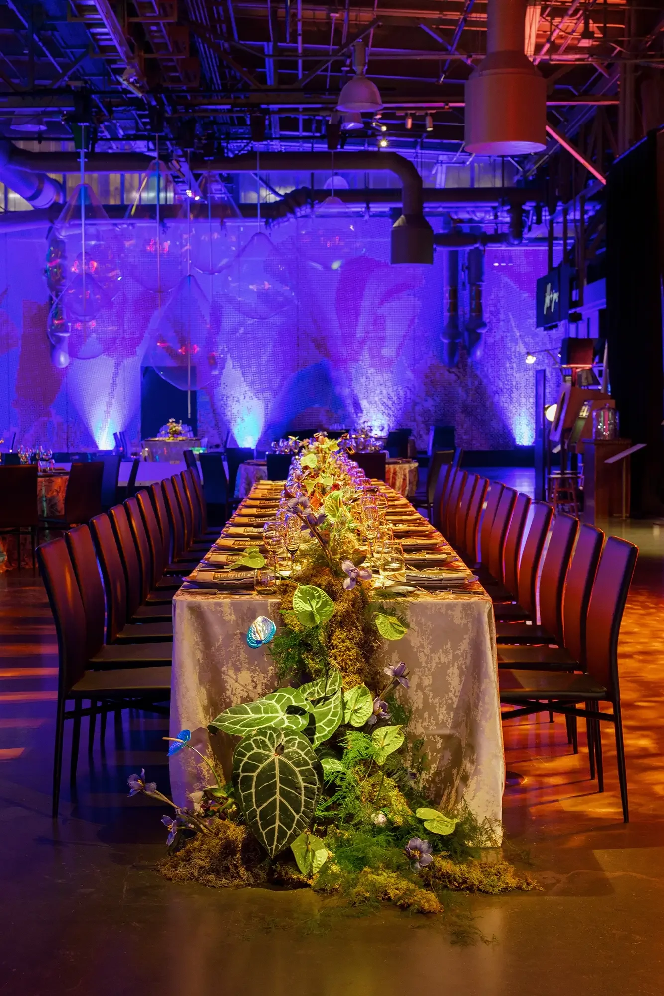 Wedding-Reception-Head-Table-San-Francisco-Exploratorium.webp