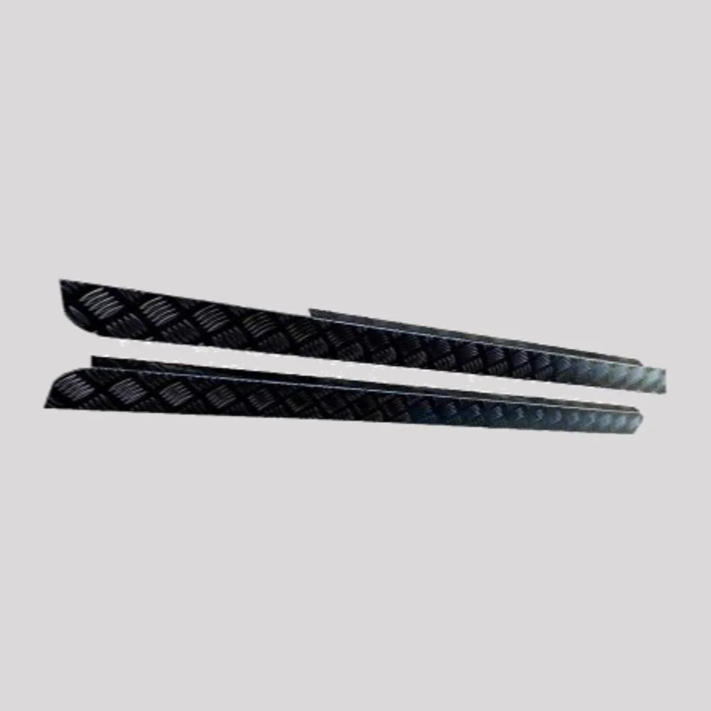 Defender 90 Chequer Plate Sill Protectors – 2mm, Black powder coated / 3mm, Black powder coated – DDS Metals