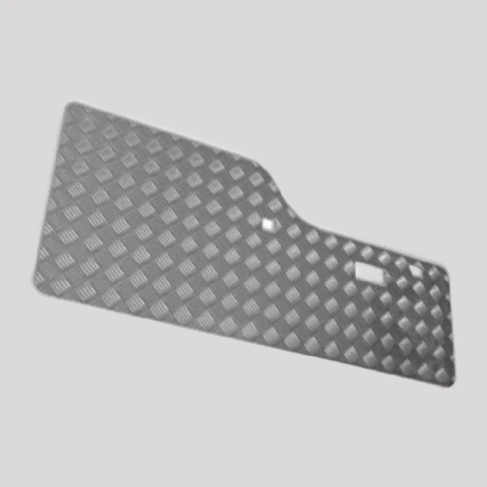 Discovery 1 Chequer Plate Door Casing – Mill finish (bare aluminium) – DDS Metals