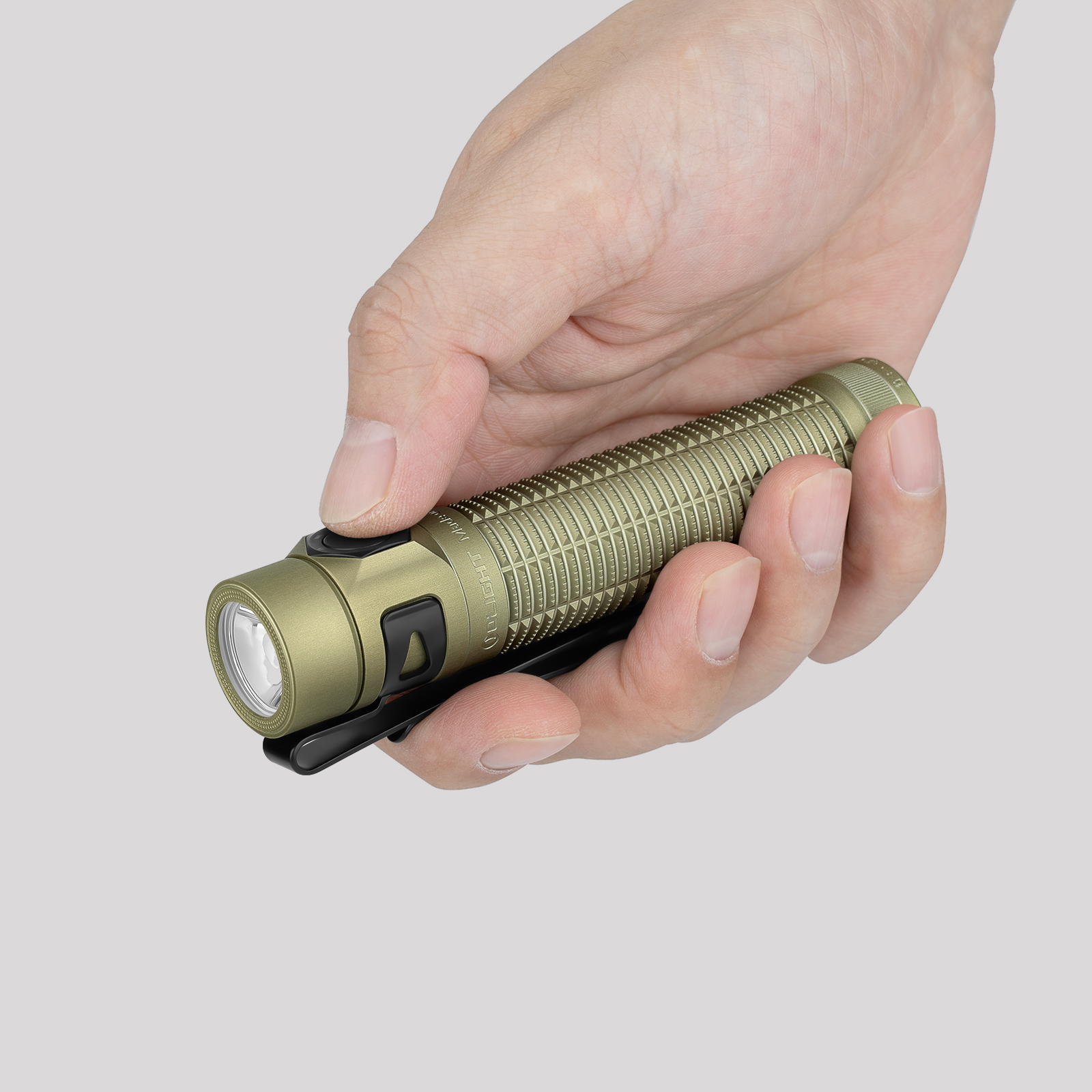 baton-ultra-in-hand.png
