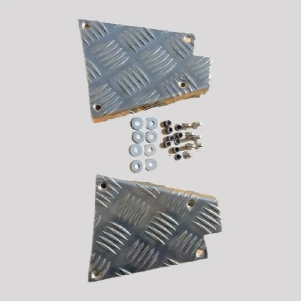 Defender 90 Slim Line Chequer Plate Rear Corners with Countersunk Stainless Fittings – 2mm, Mill finish (bare aluminium) / 3mm, Mill finish (bare aluminium) – DDS Metals