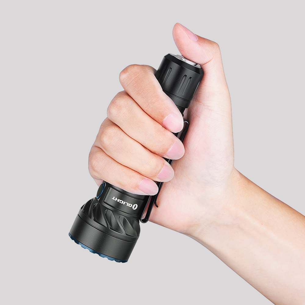Olight Freyr Multi-Colour Torch – in the hand