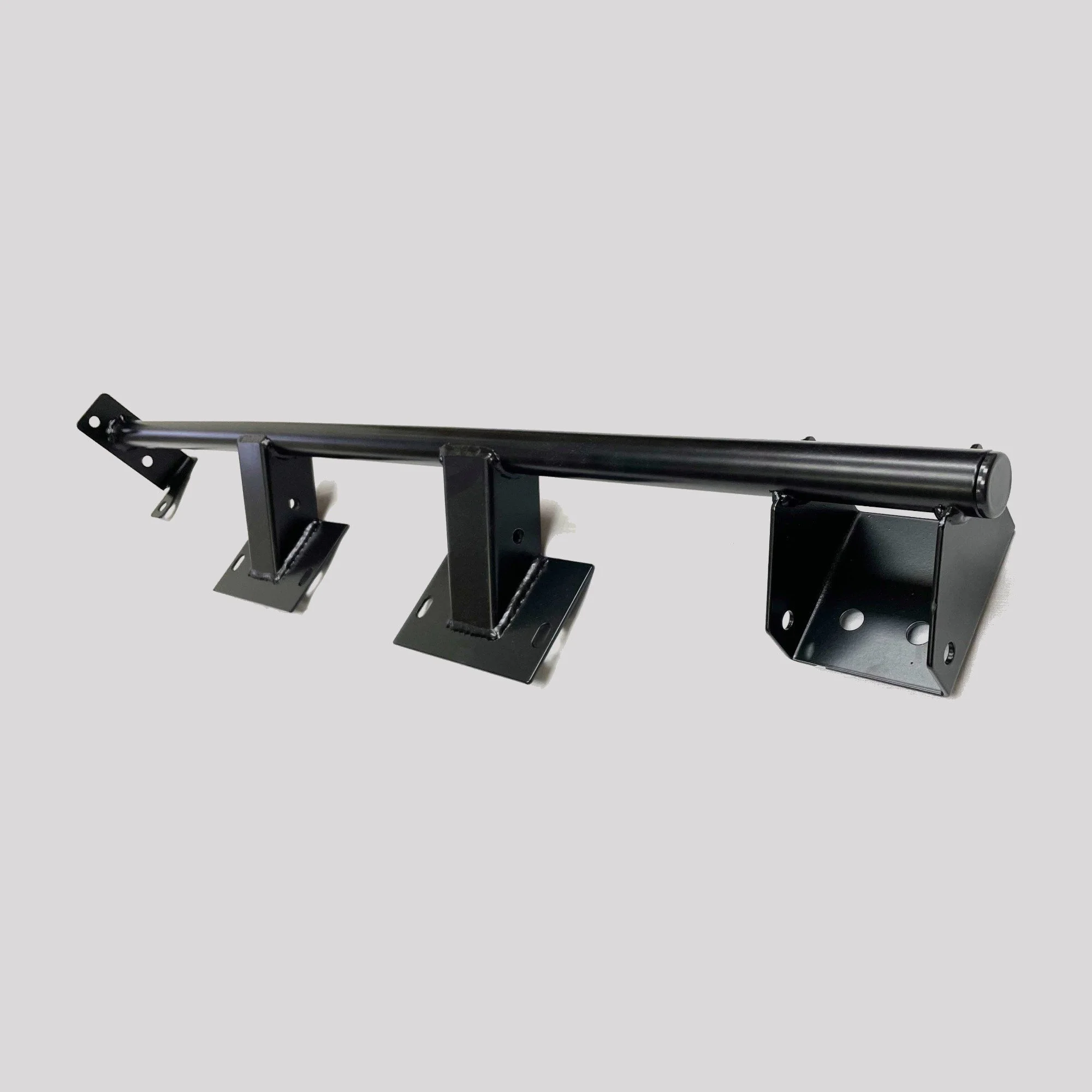 Defender 110 Rear Inward Facing Seat Anchorage, 12 Seat – Right, end view – DDS Metals