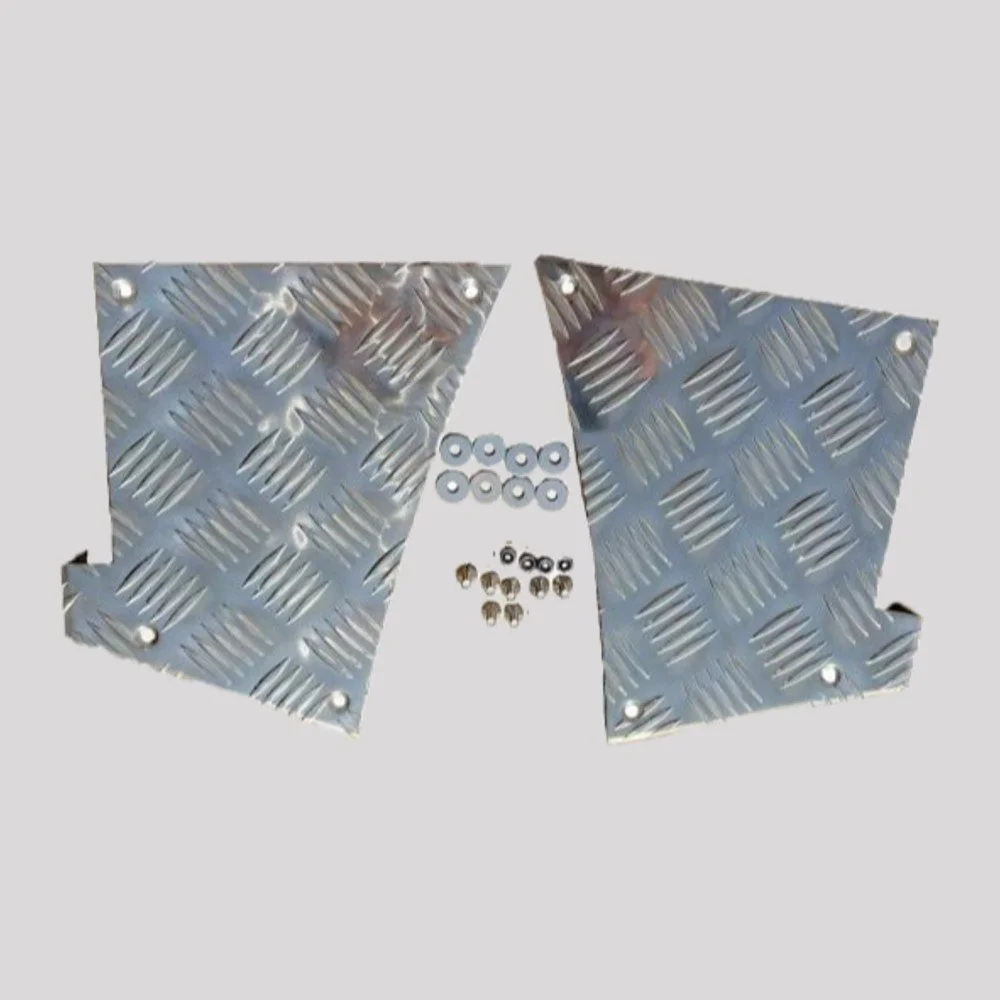 Defender 90 Chequer Plate Rear Wing Corners with Countersunk Stainless Fittings – 2mm, Mill finish (bare aluminium) / 3mm, Mill finish (bare aluminium) – DDS Metals