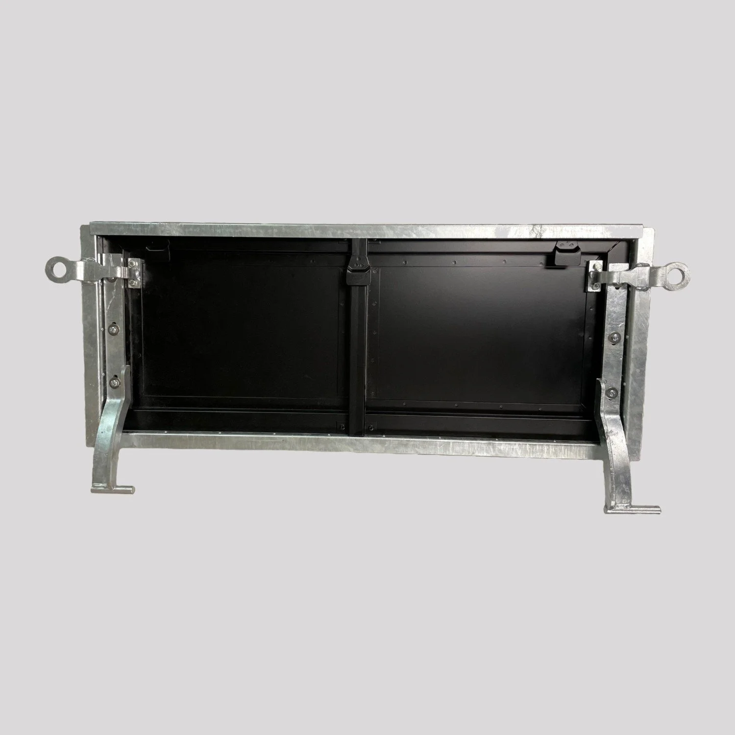 land-rover-series-1-tailgate-assembly-2.jpg