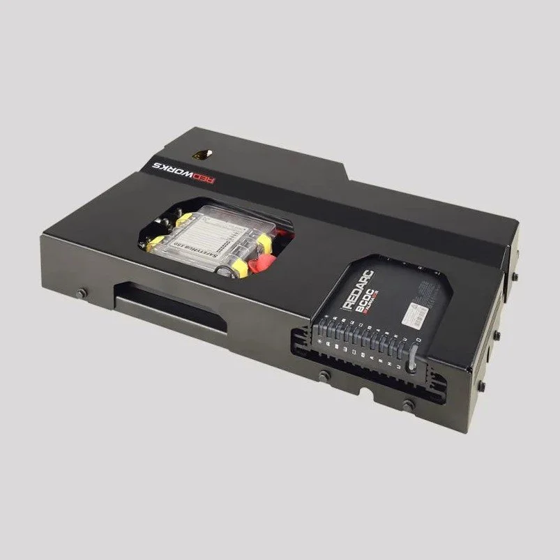 REDARC 12V 50A BCDC Alpha NOMAD with Fuse Block ICMS (ICMS-016-002) (photo 1 of 5)