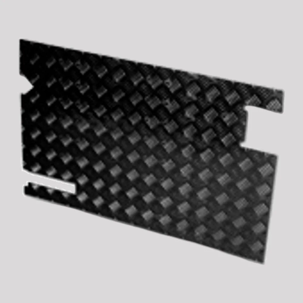 Defender Chequer Plate Door Card (1983-2006, No Wiper Motor Cut-Out) – DDS Metals