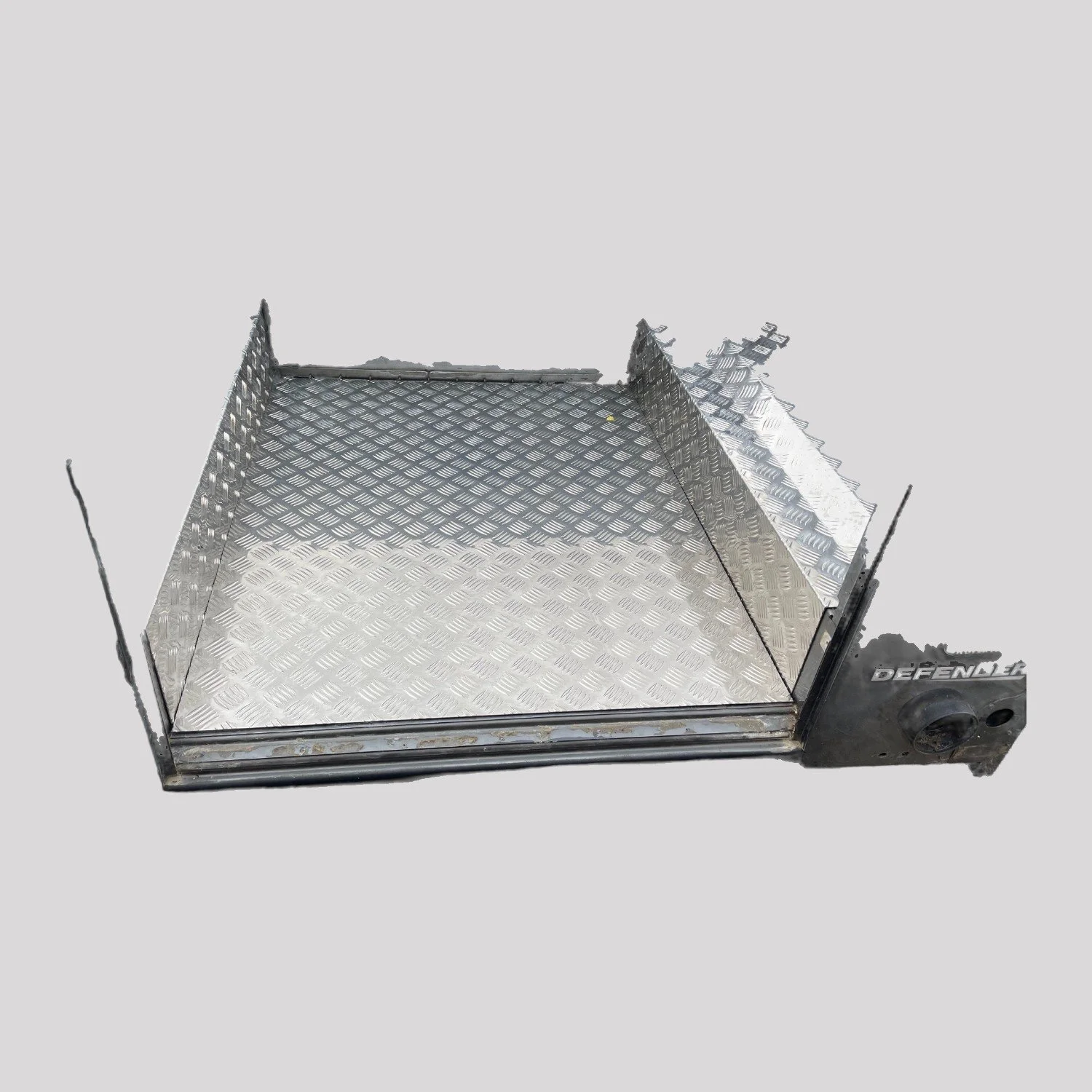 Defender 110 Puma Chequer Plate Load Area – Mill finish (bare aluminium) – DDS Metals