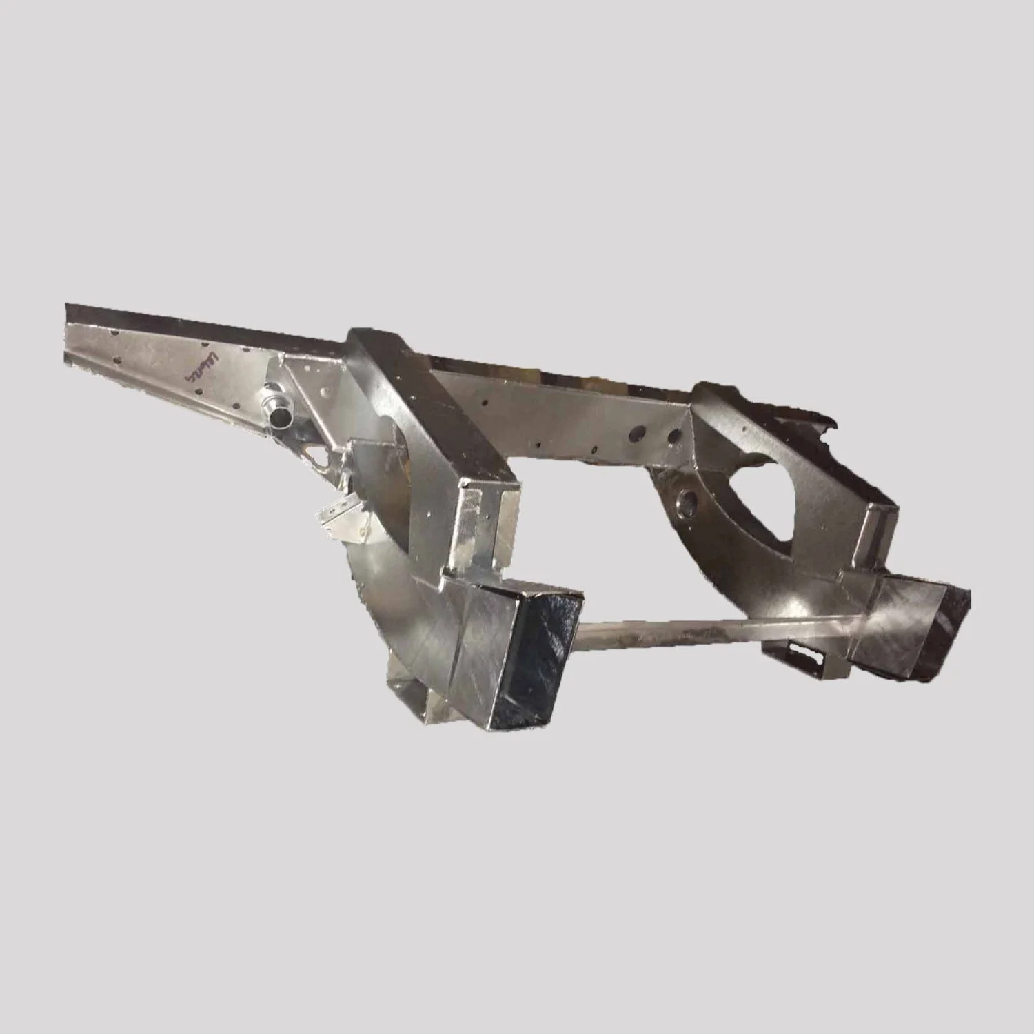Defender 110 / 130 Td5 / Puma Rear Crossmember with 700mm Extensions – Standard, Galvanised / Heavy duty, Galvanised – DDS Metals