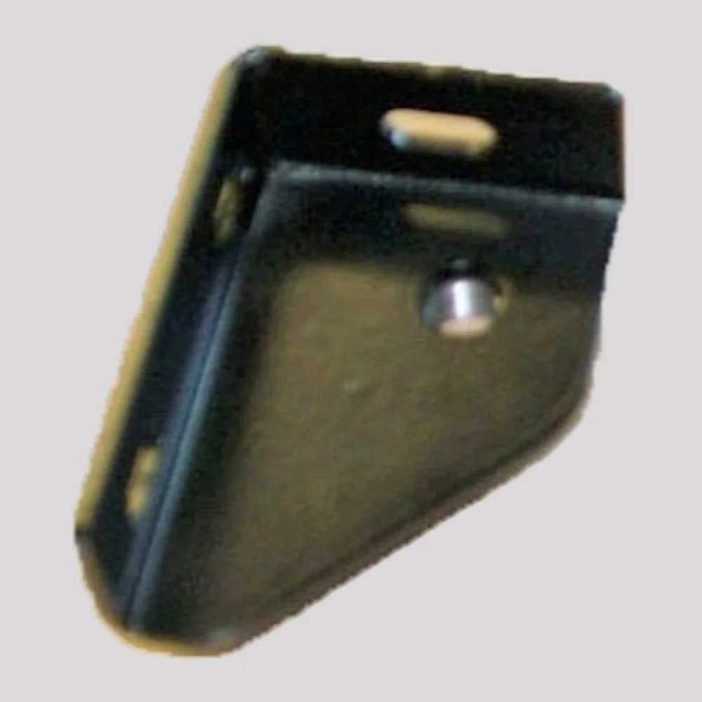 Series & Defender Front Lower Seat Belt Bracket – Right – DDS Metals
