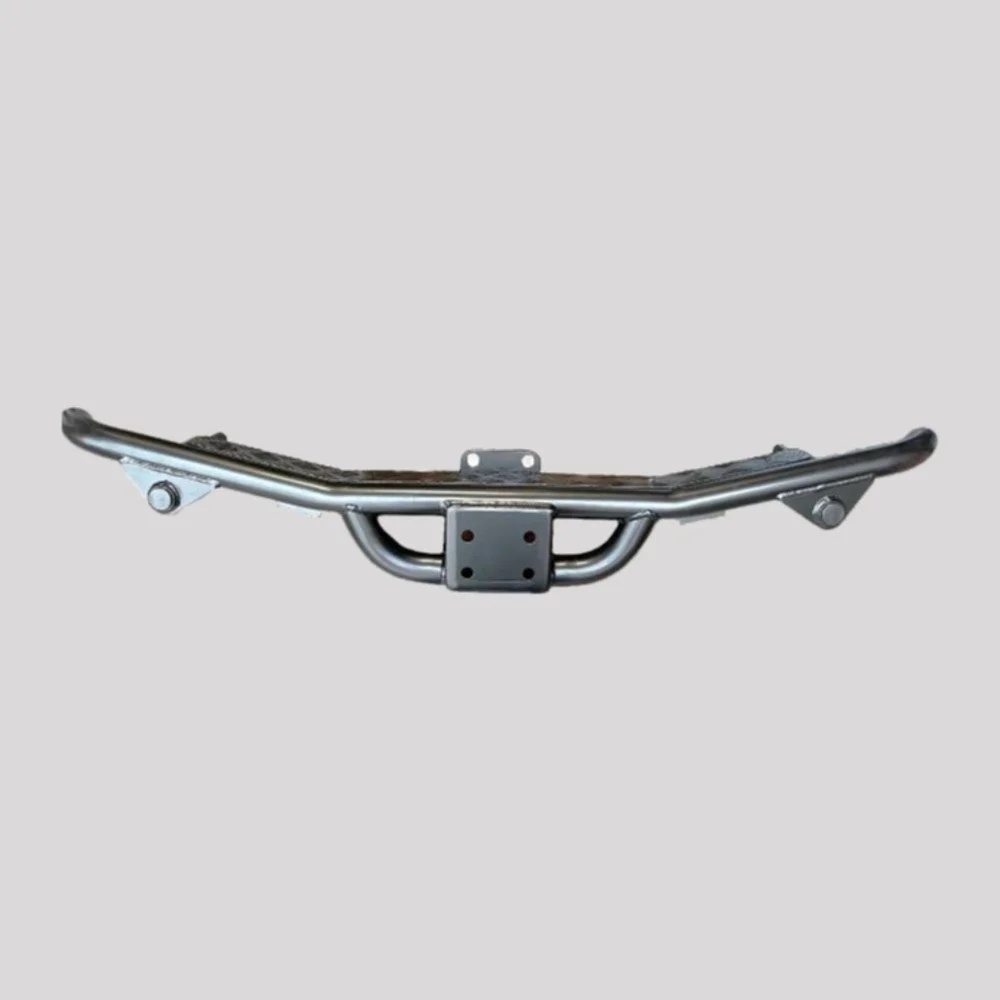 Defender NAS Rear Step, Short Arm Style (Tow Bar) – Rubber top – DDS Metals