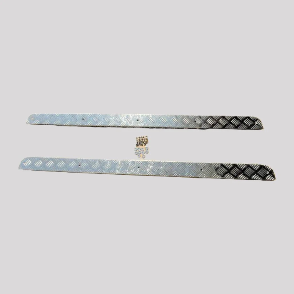 Defender 90 Chequer Plate Side Sill Protectors with Countersunk Stainless Fittings – 2mm, Mill finish (bare aluminium) / 3mm, Mill finish (bare aluminium) – DDS Metals